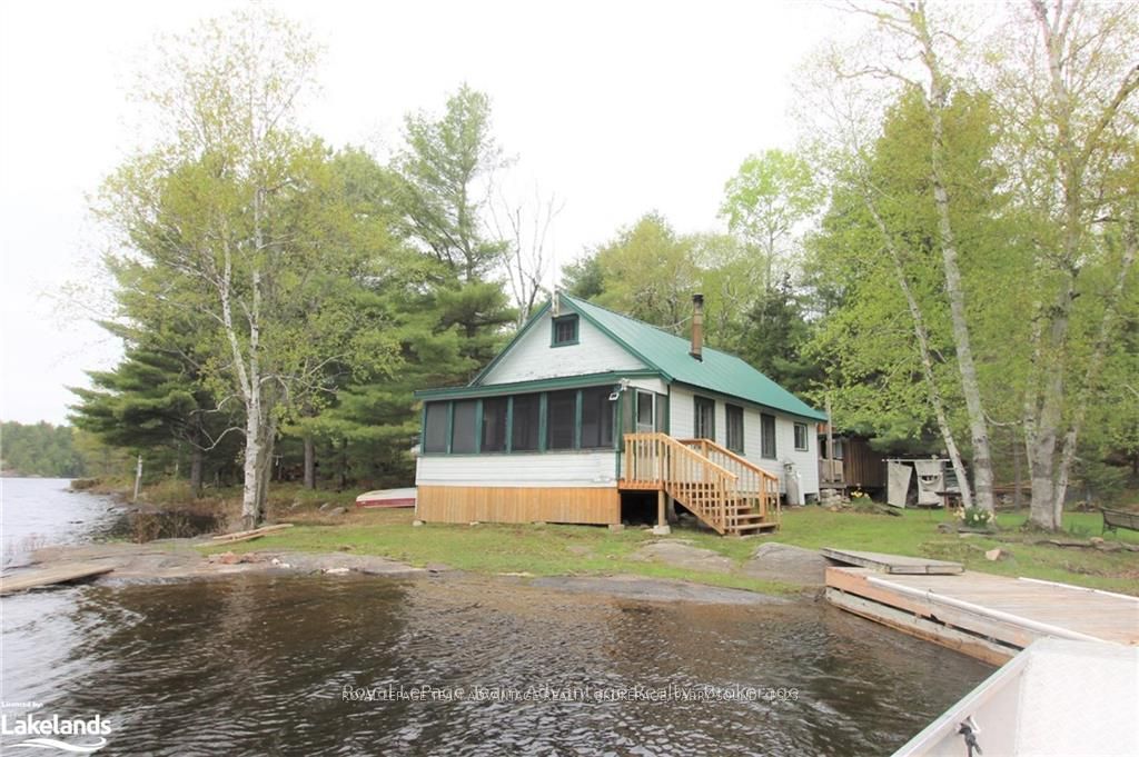9130 Harris Lake Wa Property Photo 1