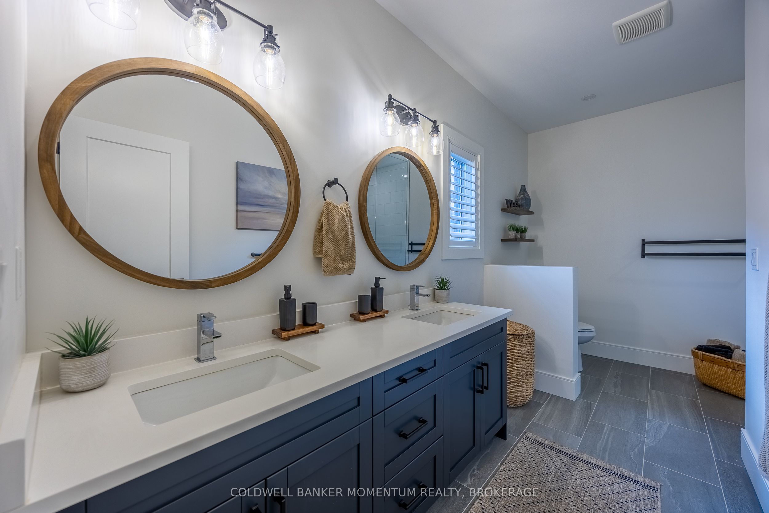 139 New Lakeshore Road Property Photo 34