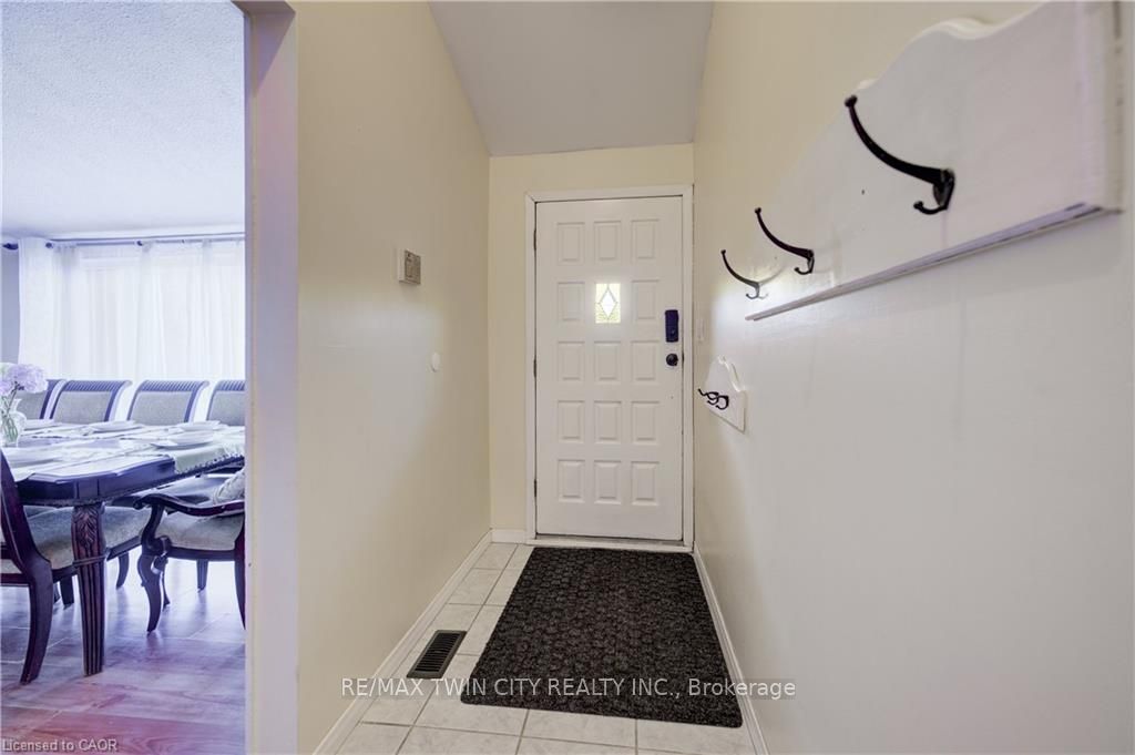 1853 Highway 24 S Property Photo 6