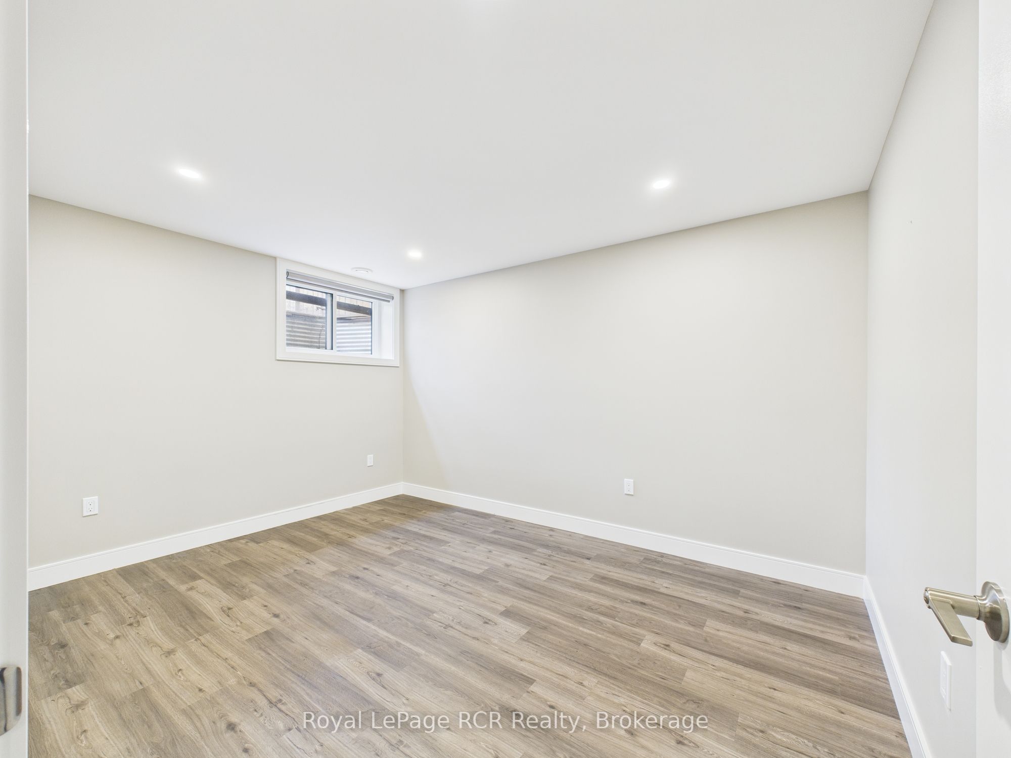 36 Jordan Crescent Property Photo 22