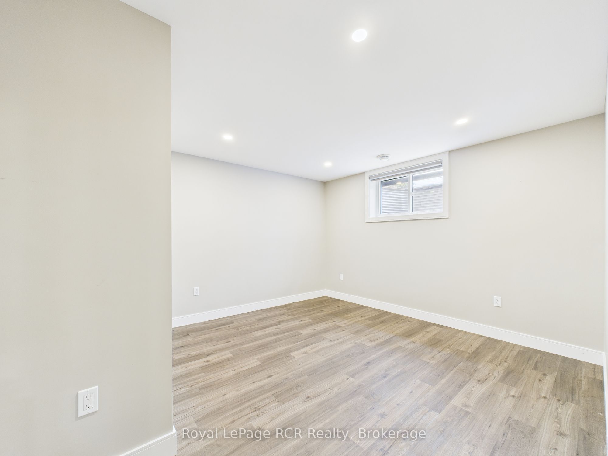 36 Jordan Crescent Property Photo 25