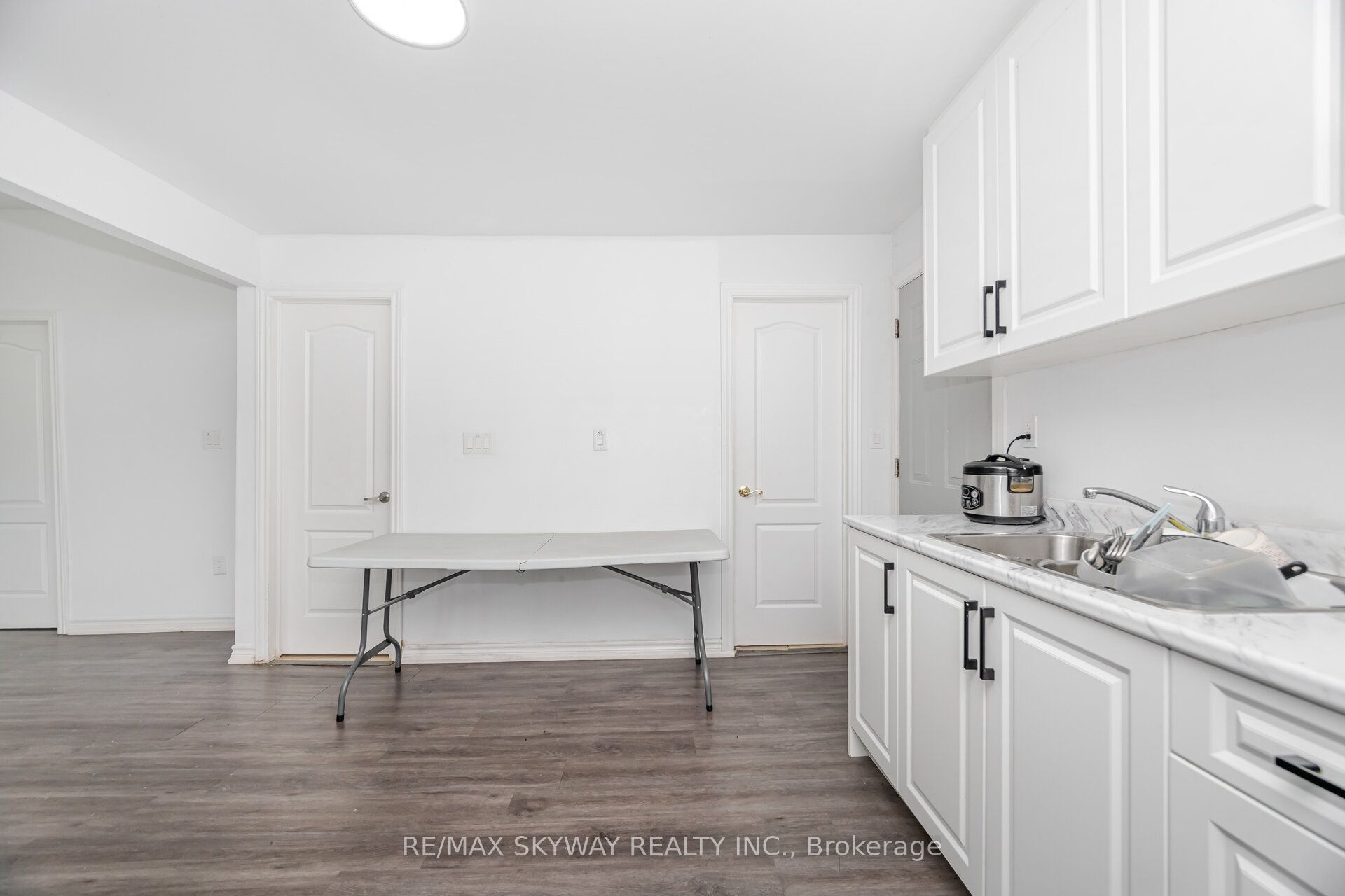 4754 First Avenue Property Photo 19
