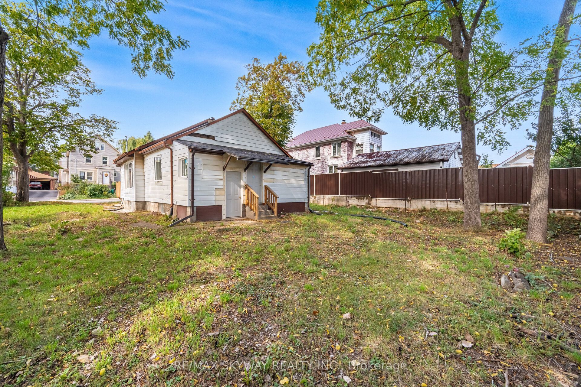 4754 First Avenue Property Photo 48