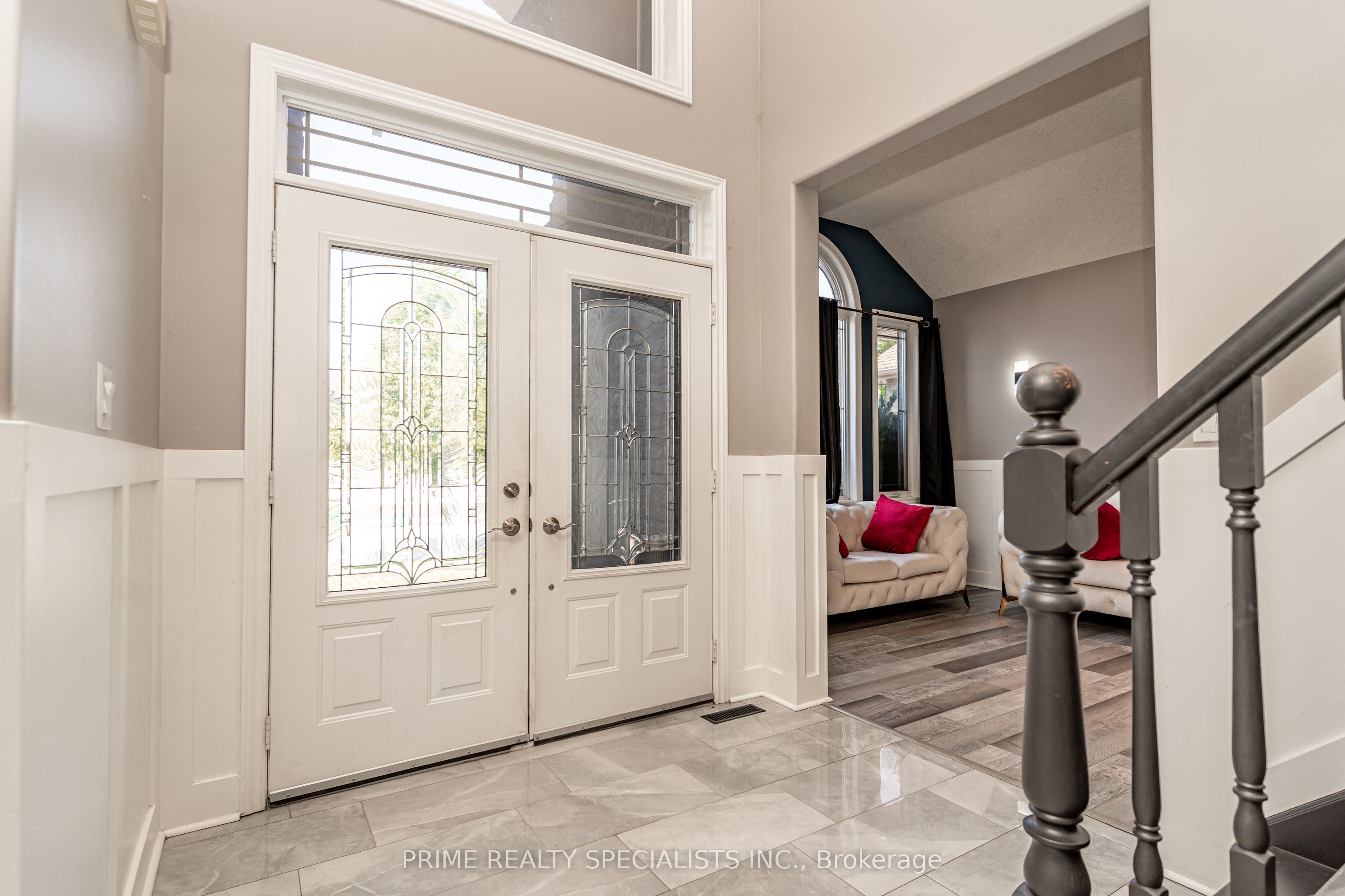 544 Lakeview Drive Property Photo 6
