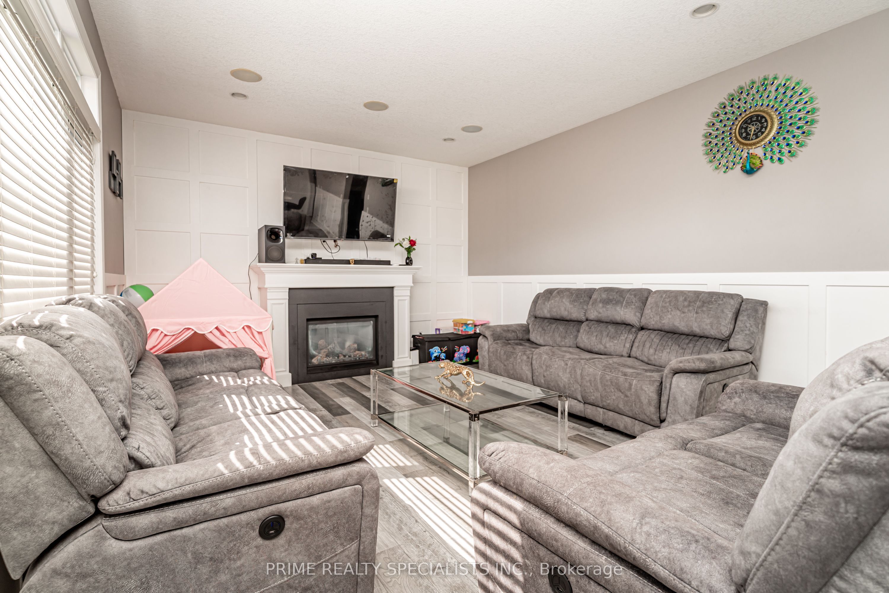 544 Lakeview Drive Property Photo 17