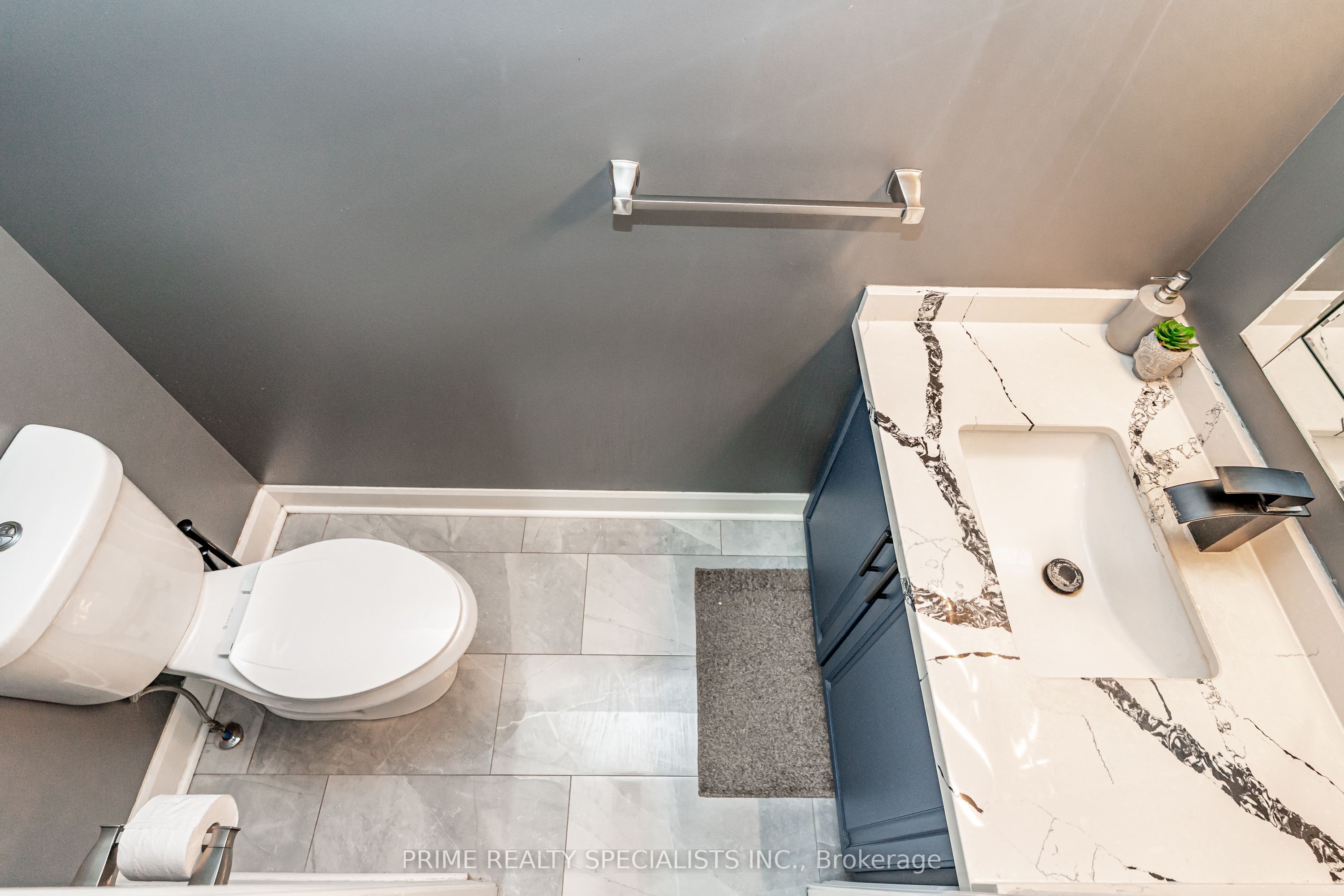 544 Lakeview Drive Property Photo 19
