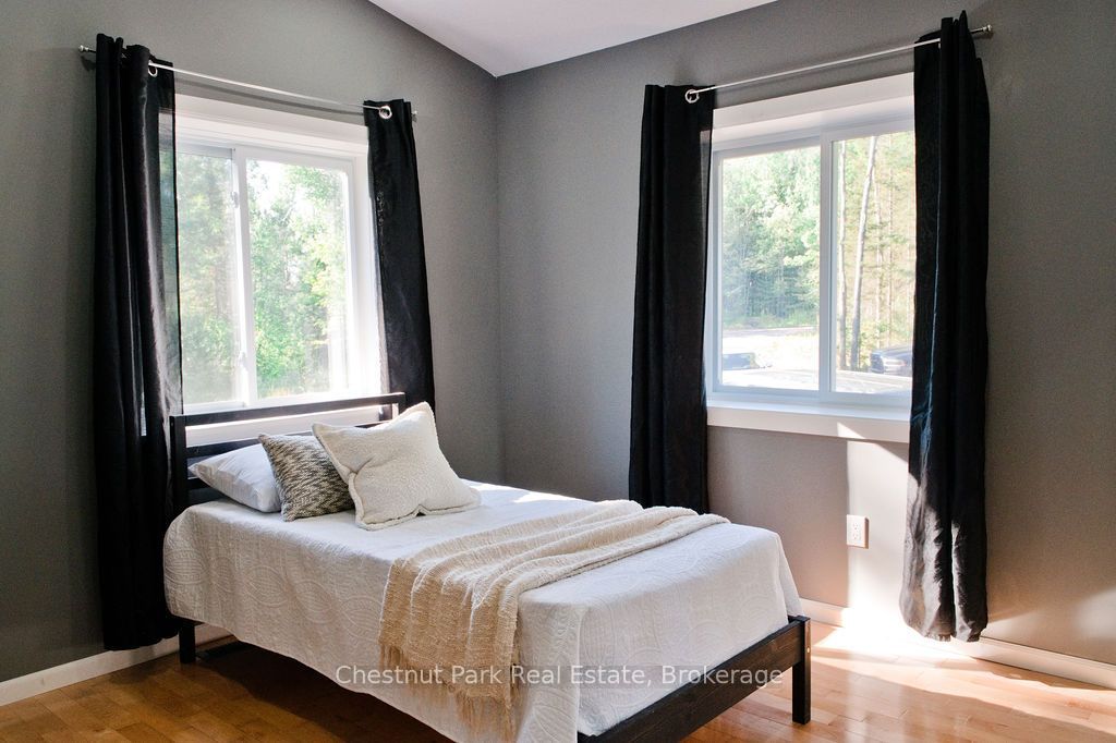 1170 Alderdale Road Property Photo 23