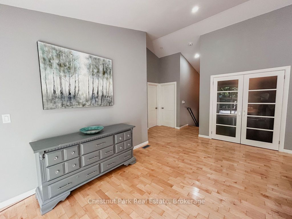 1170 Alderdale Road Property Photo 25