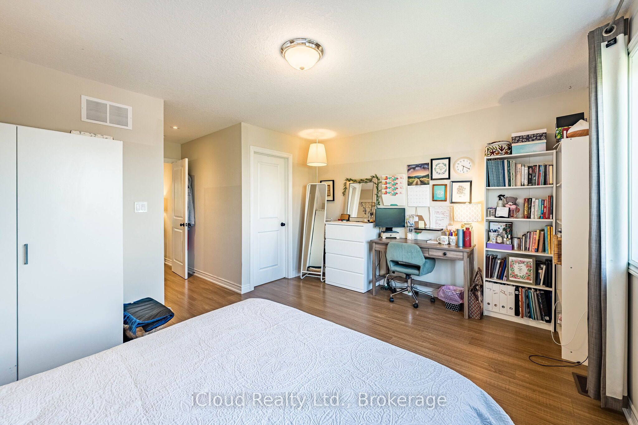 235 Mead Avenue Property Photo 33