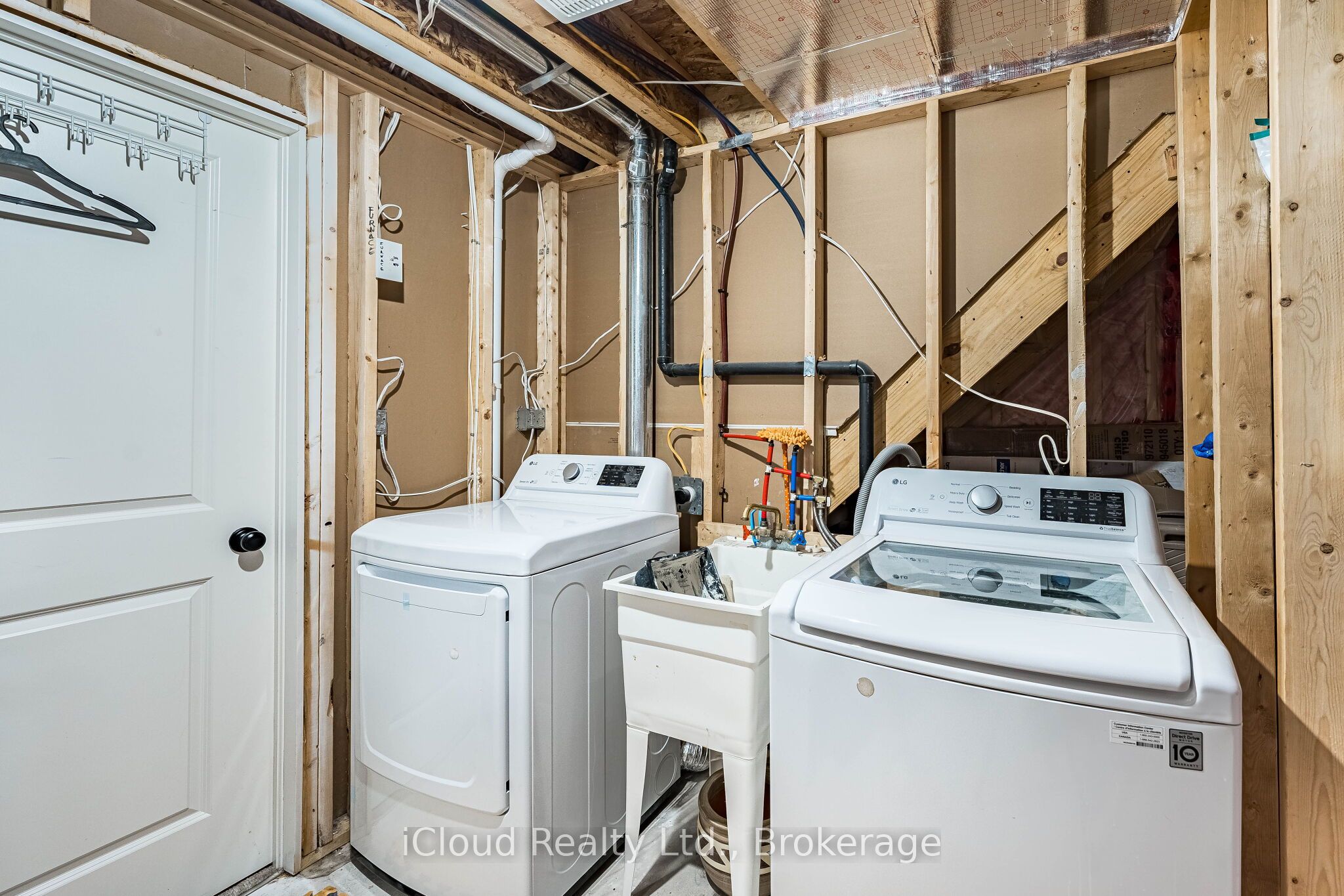 235 Mead Avenue Property Photo 44