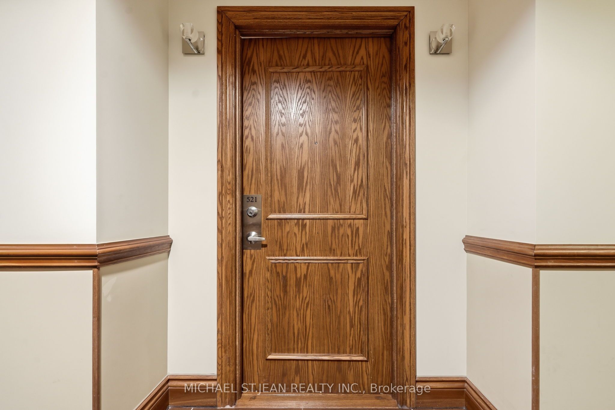 8111 Forest Glen Drive 521 Property Photo 4