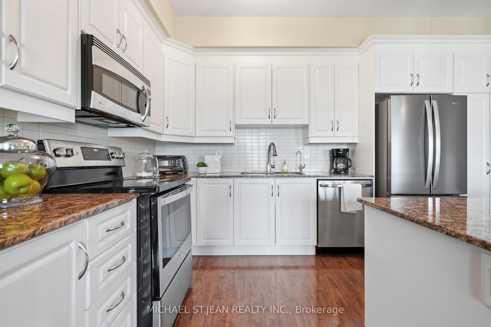 8111 Forest Glen Drive 521 Property Photo 11