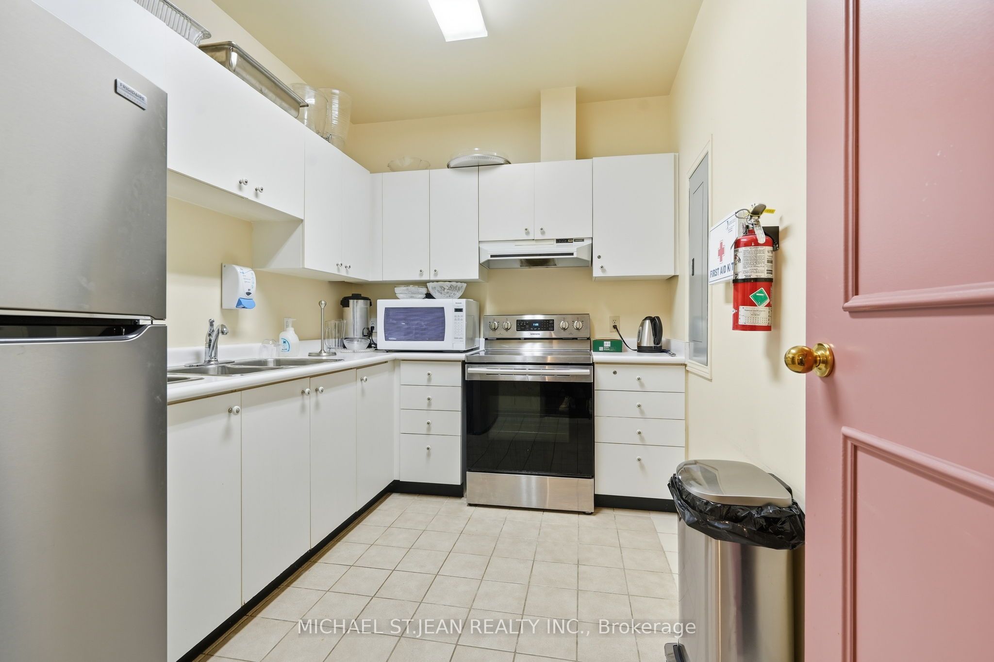 8111 Forest Glen Drive 521 Property Photo 35