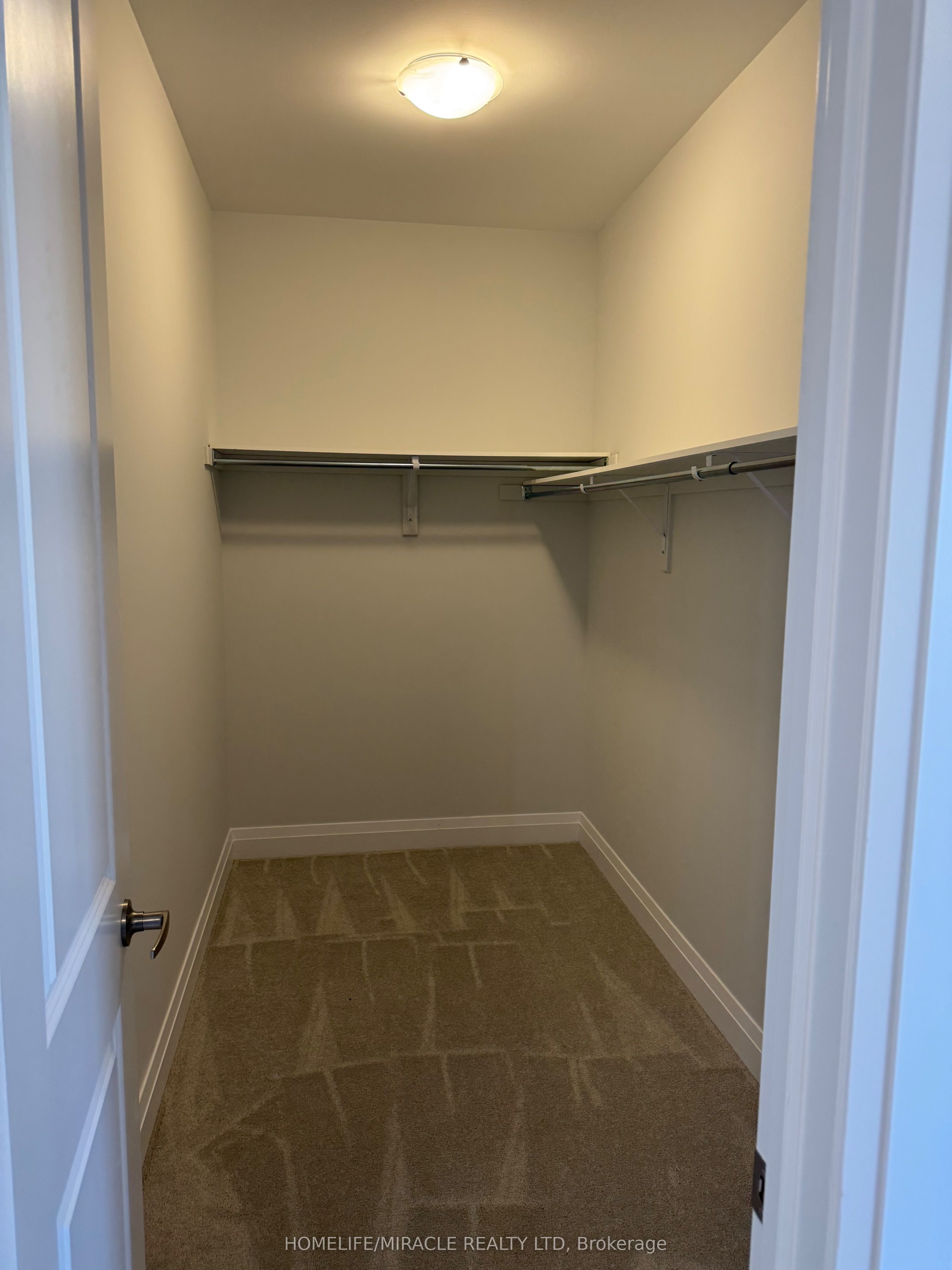 229 Harwood Avenue Property Photo 19