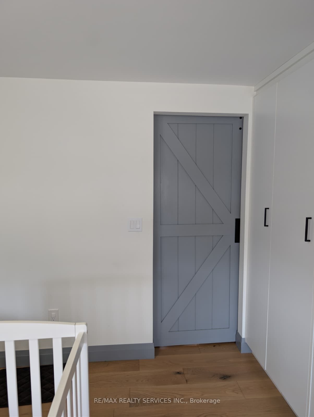 466 Bankside Drive Property Photo 16