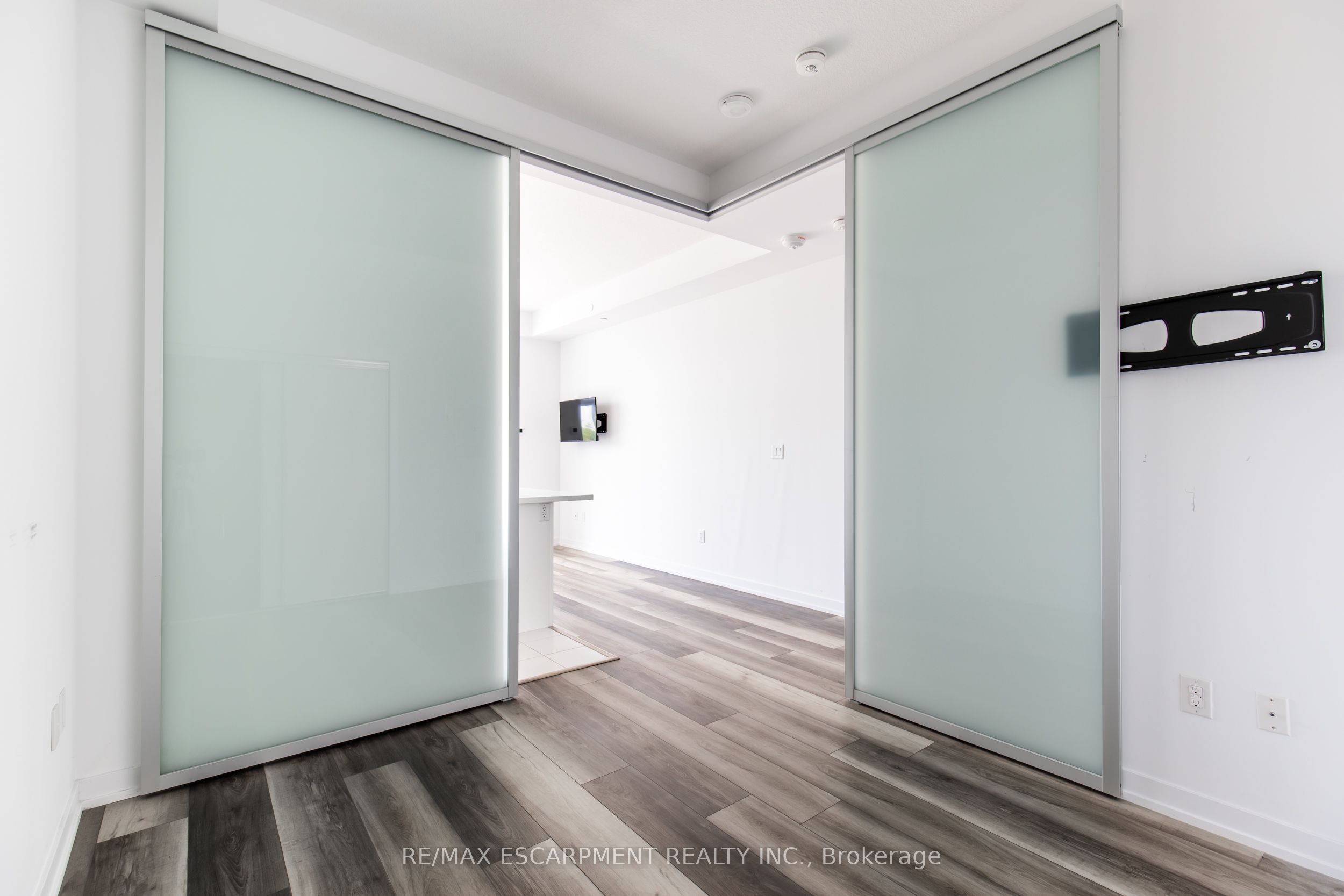 450 Dundas Street E 416 Property Photo 7
