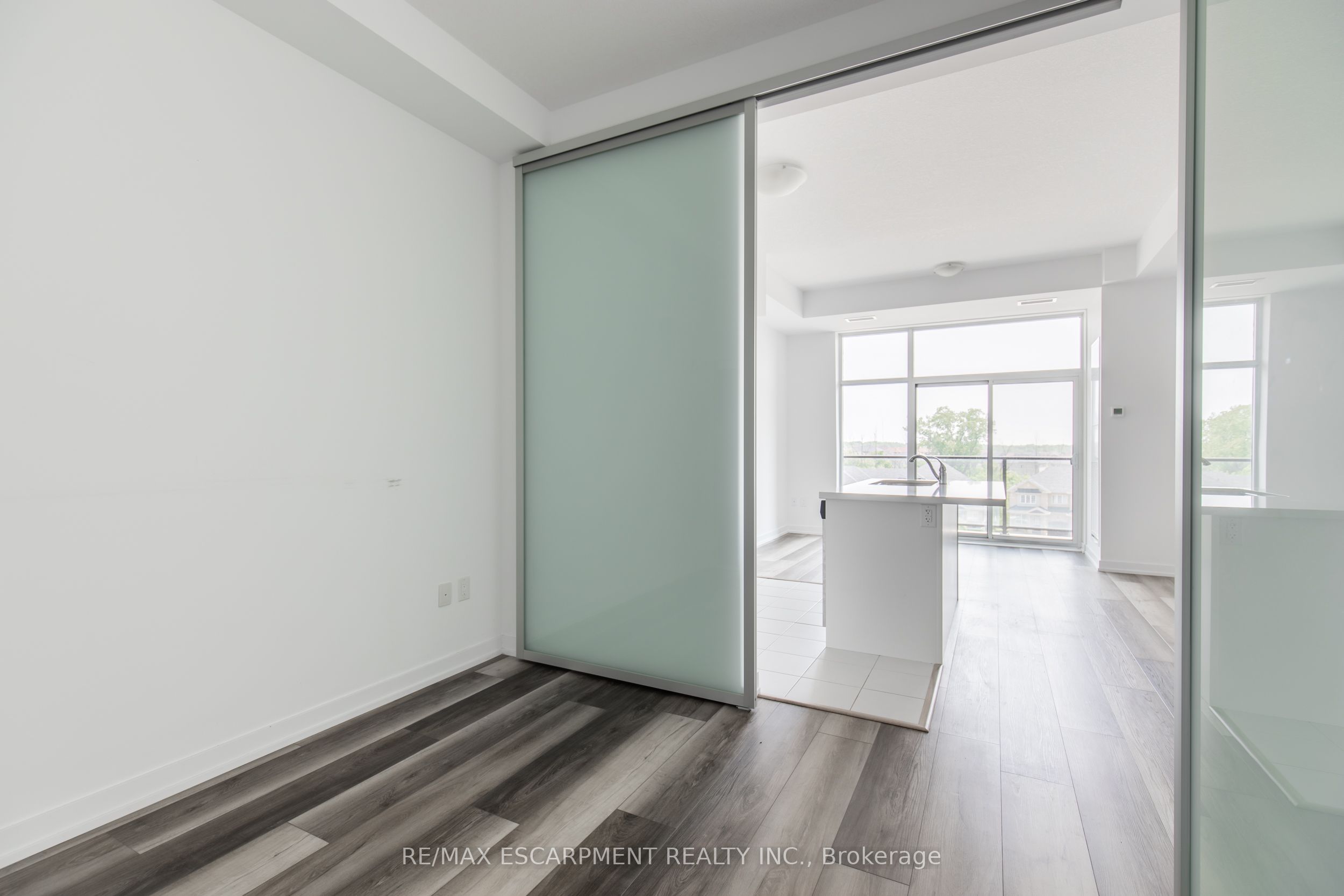 450 Dundas Street E 416 Property Photo 8