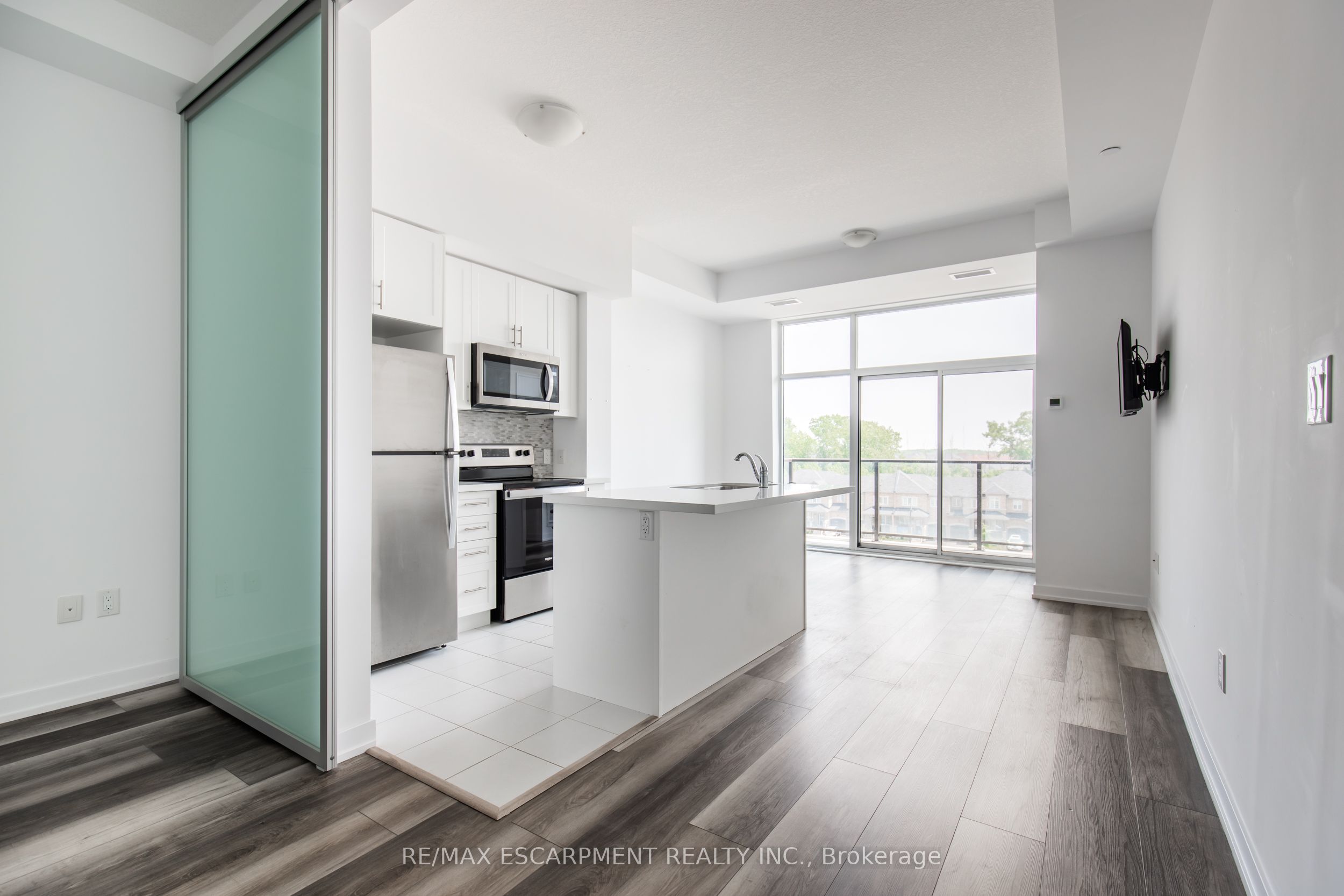 450 Dundas Street E 416 Property Photo 9