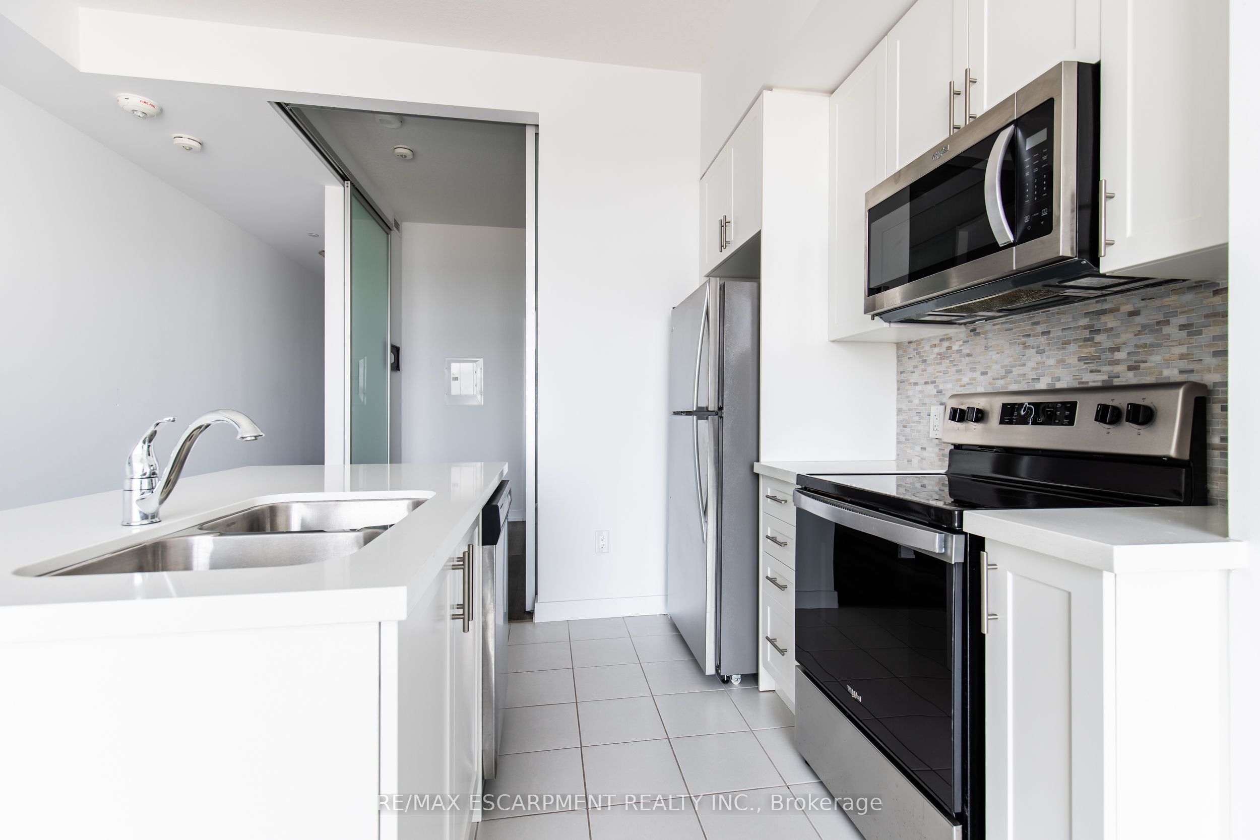 450 Dundas Street E 416 Property Photo 15