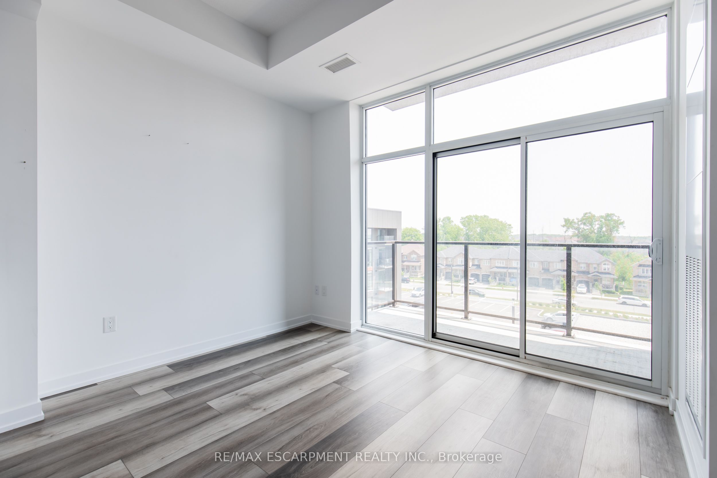 450 Dundas Street E 416 Property Photo 21