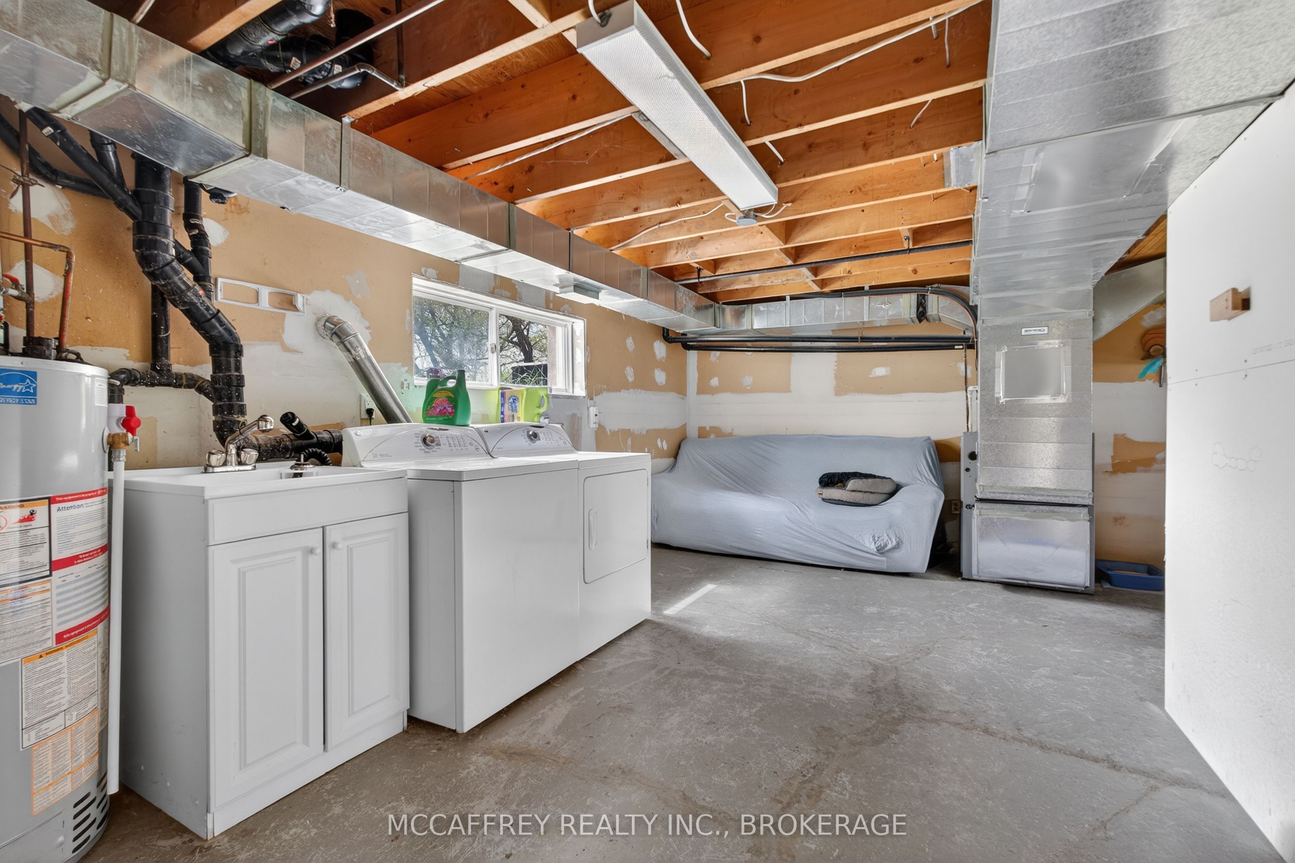 38 William Street Property Photo 25