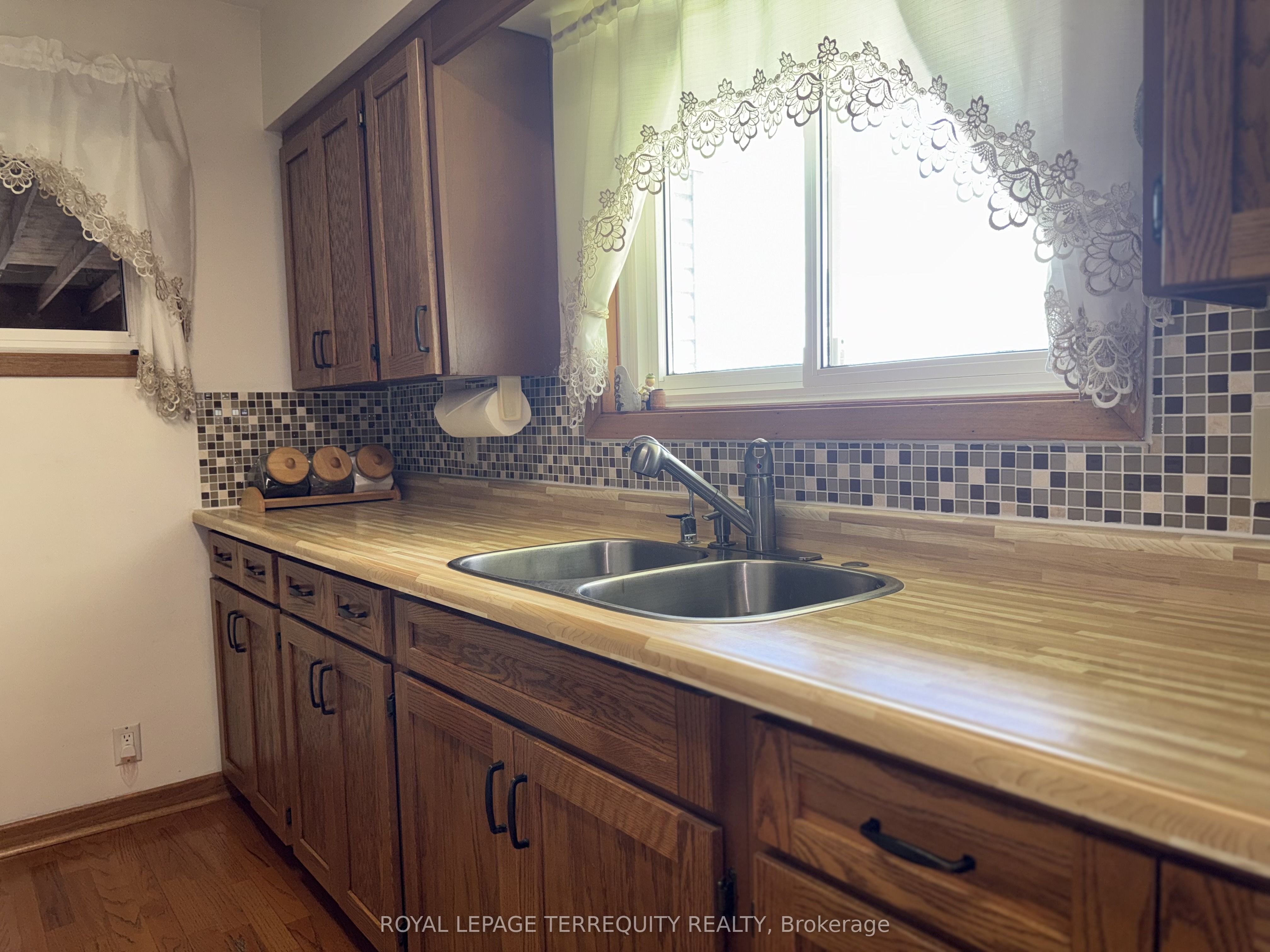 471 County Rd 38 Property Photo 10
