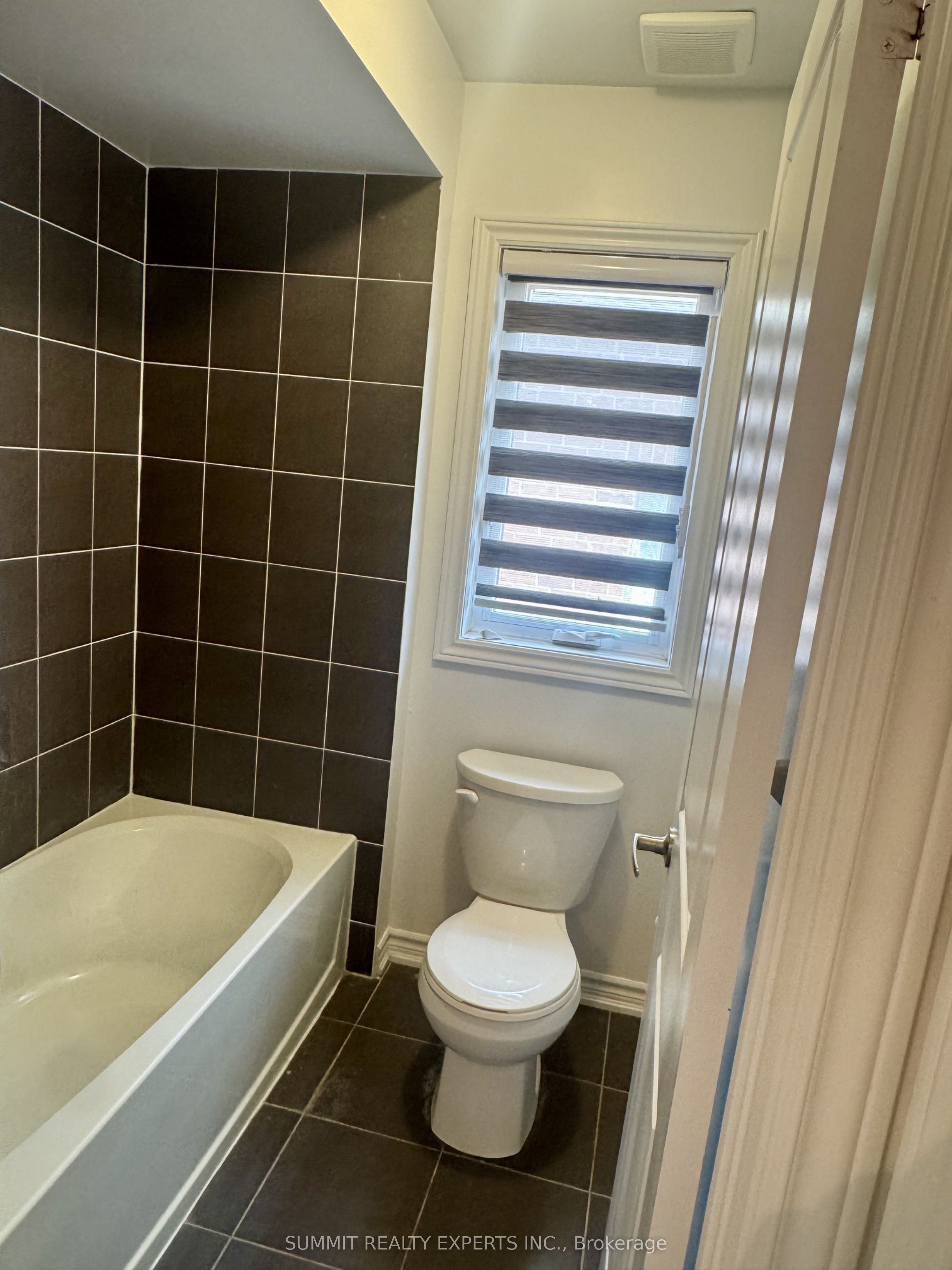 6 E Mackenzie Street E Property Photo 16