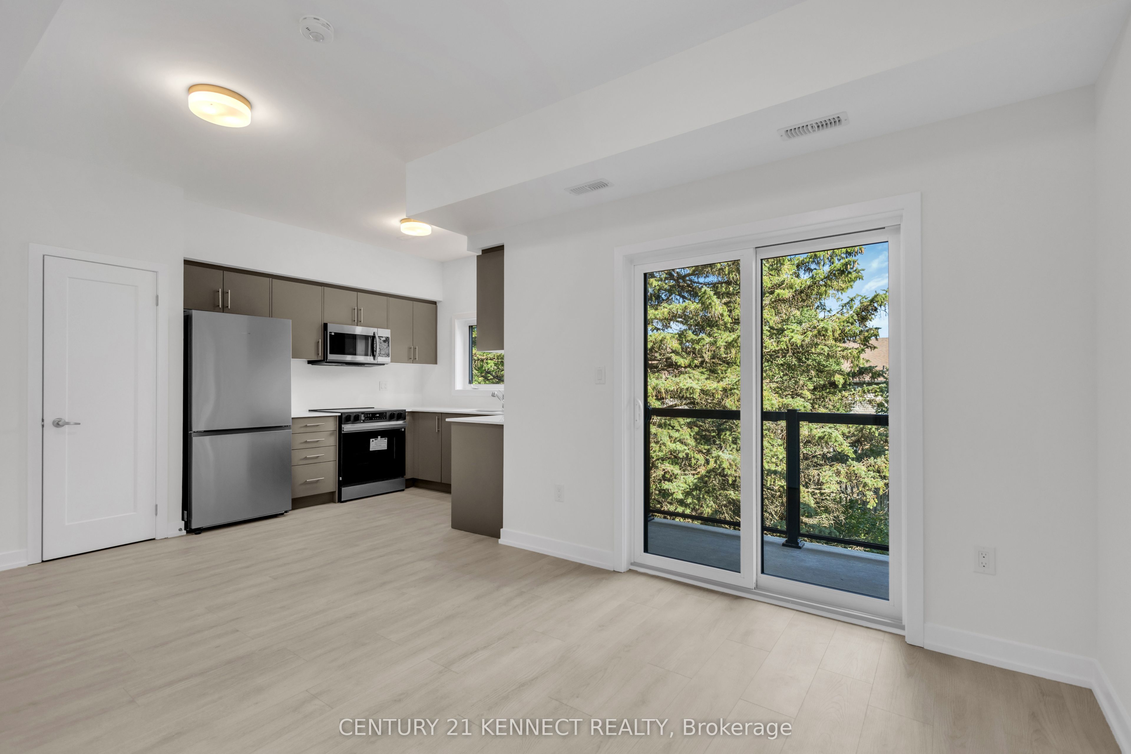 42 Lowes Road W 82 Property Photo 15
