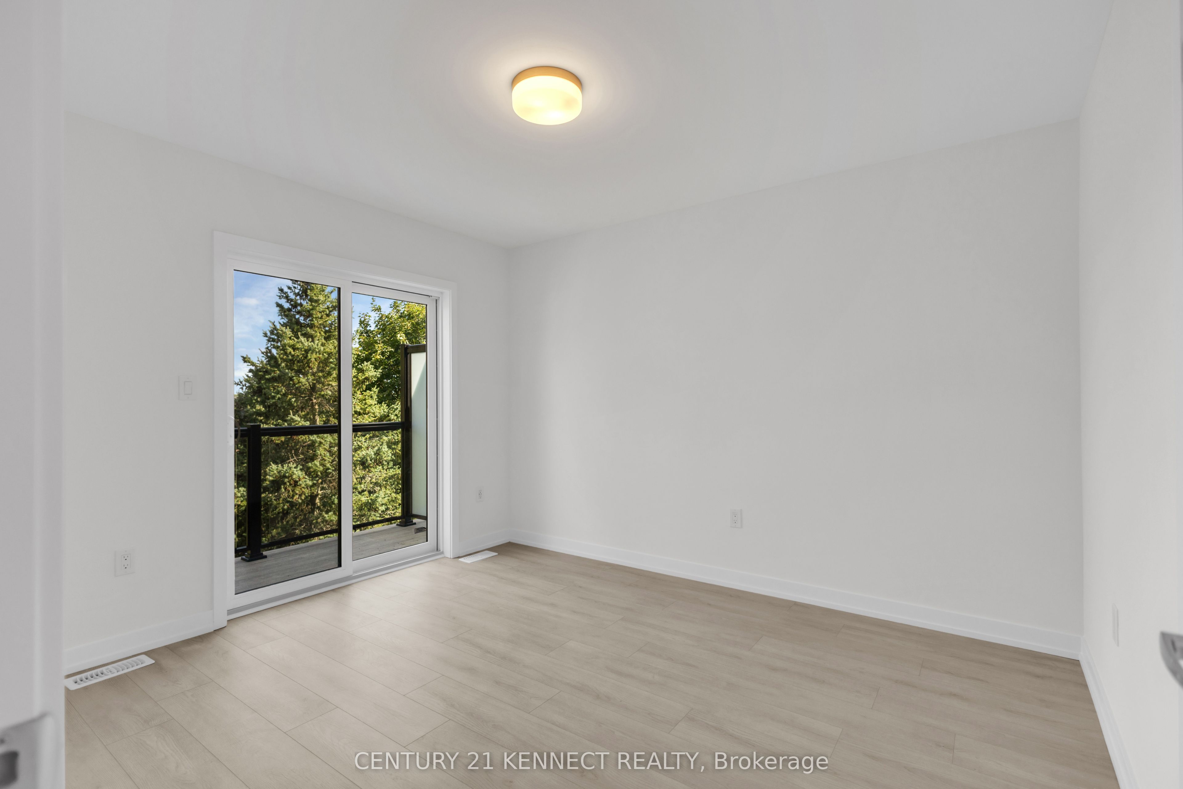 42 Lowes Road W 82 Property Photo 25