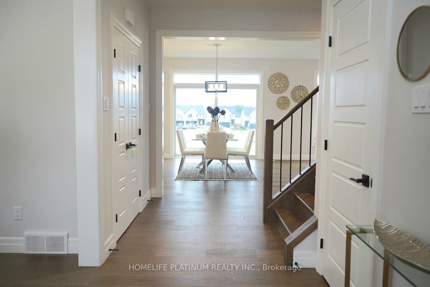 957 Riverbend Road Property Photo 7