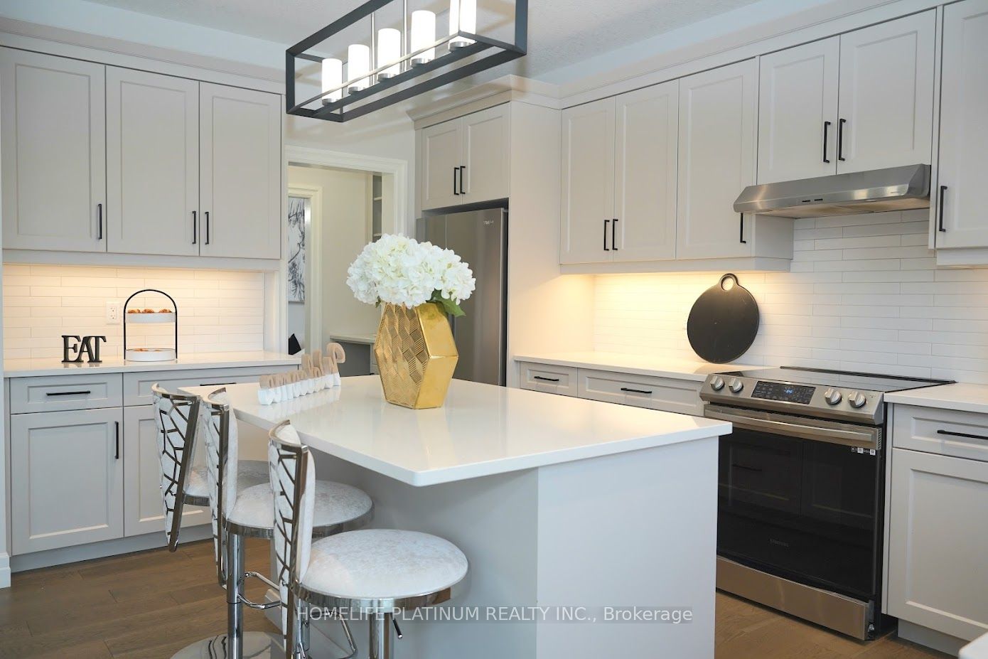 957 Riverbend Road Property Photo 17