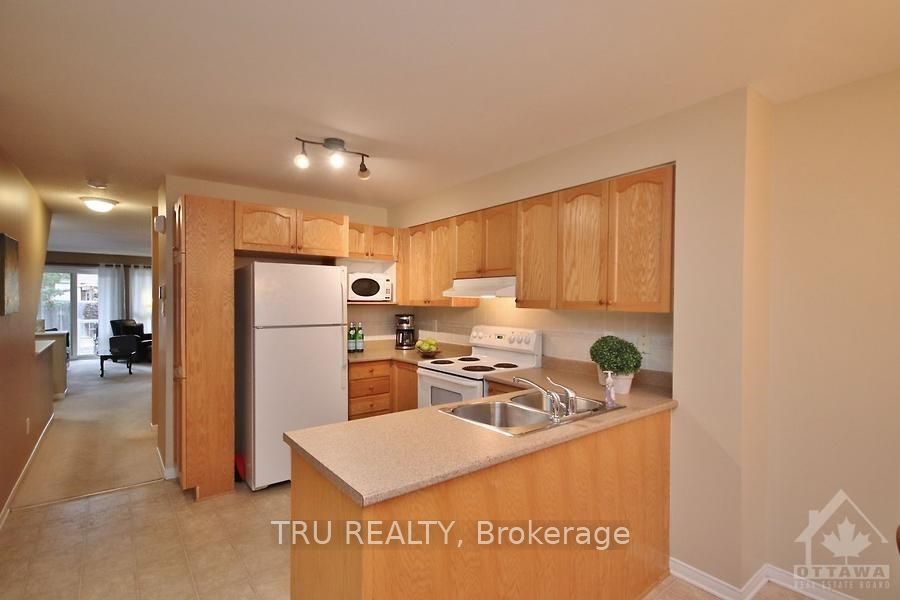 835 Longfields Drive Property Photo 15