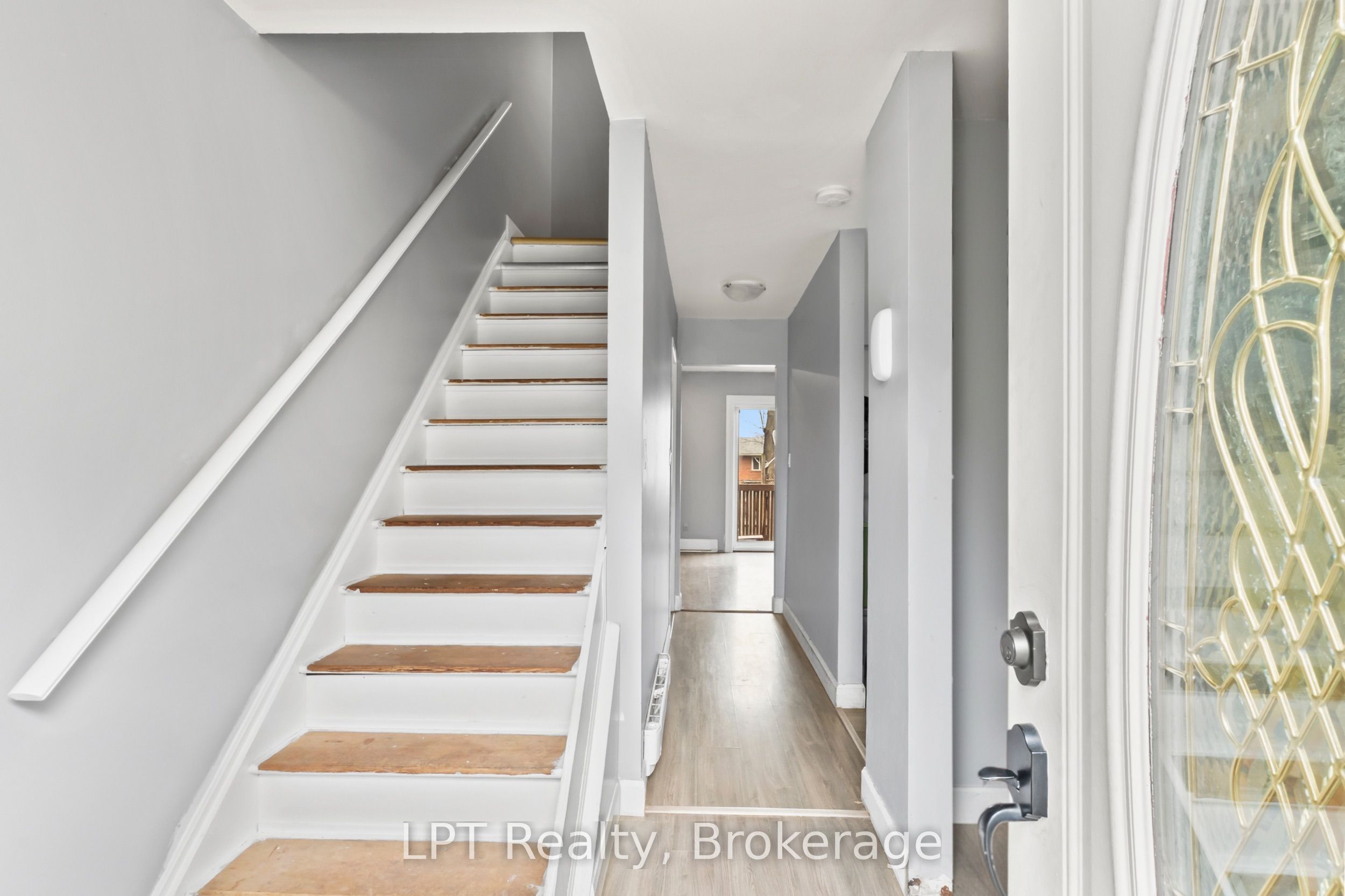 4 Tiffany Place 4 Property Photo 4