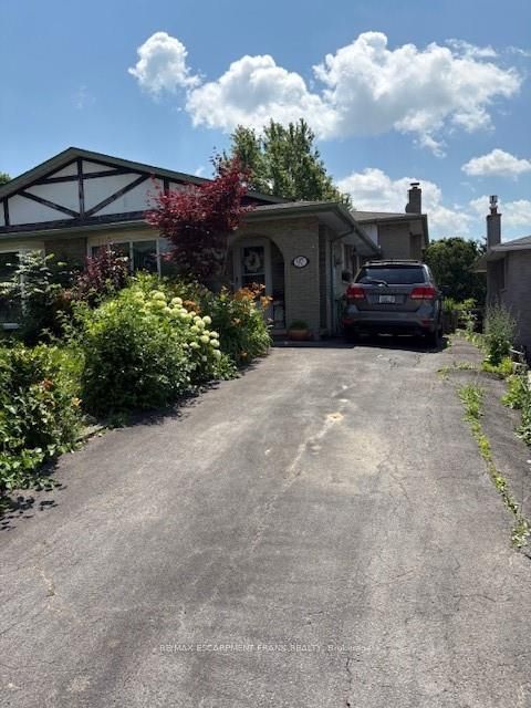 97 Guildwood Drive Property Photo 6