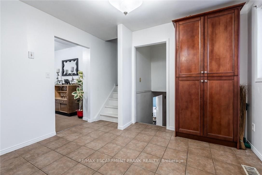 97 Guildwood Drive Property Photo 17