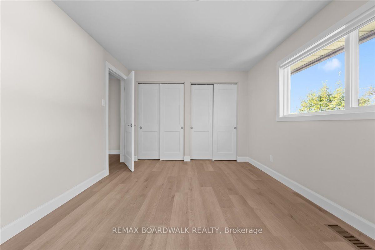 999 Meadowlands Drive Property Photo 13