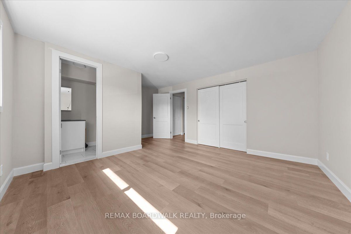 999 Meadowlands Drive Property Photo 16