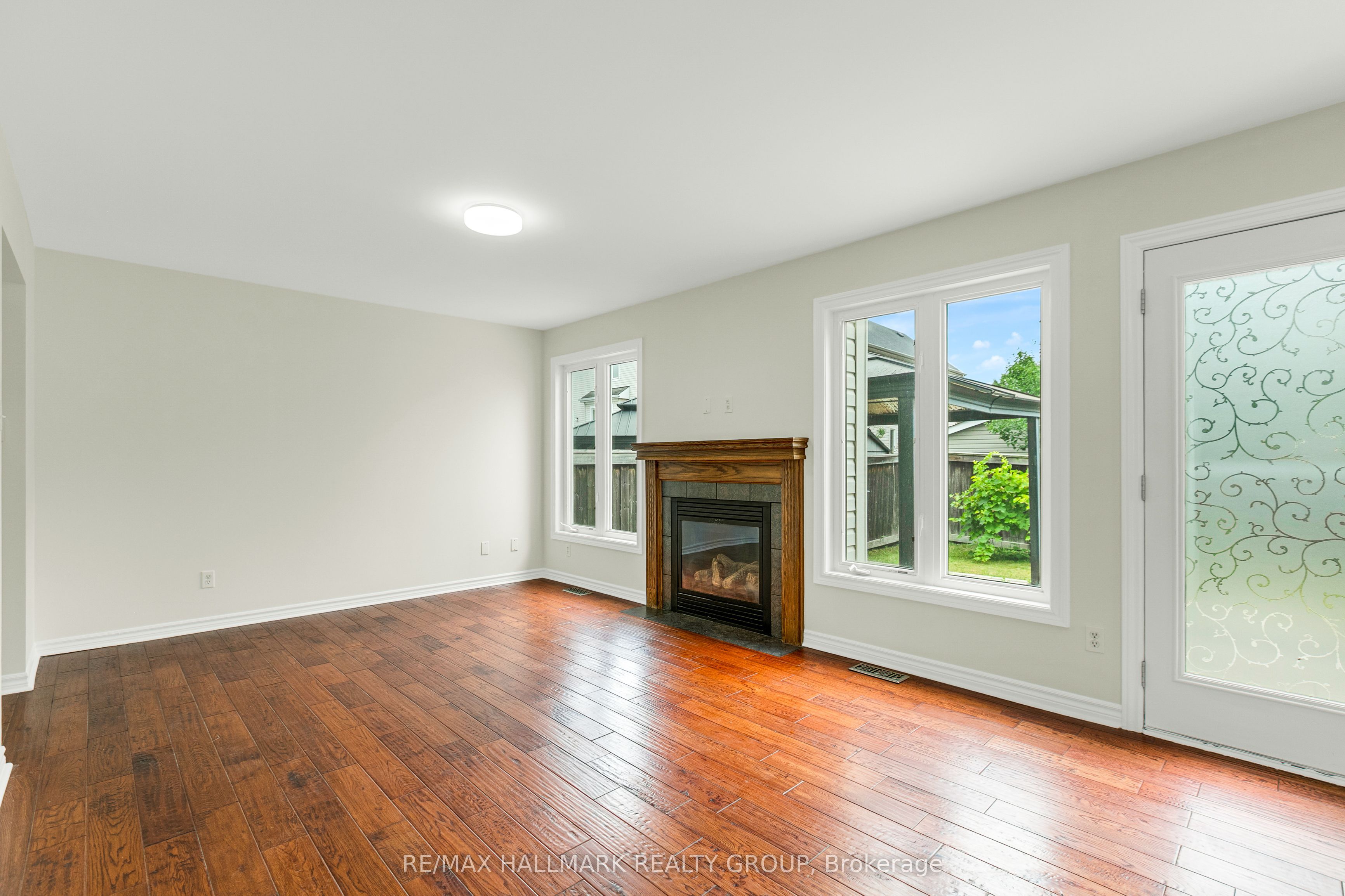 3462 River Run Avenue Property Photo 6