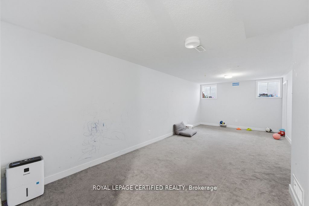 2177 Winsome Terrace Property Photo 33