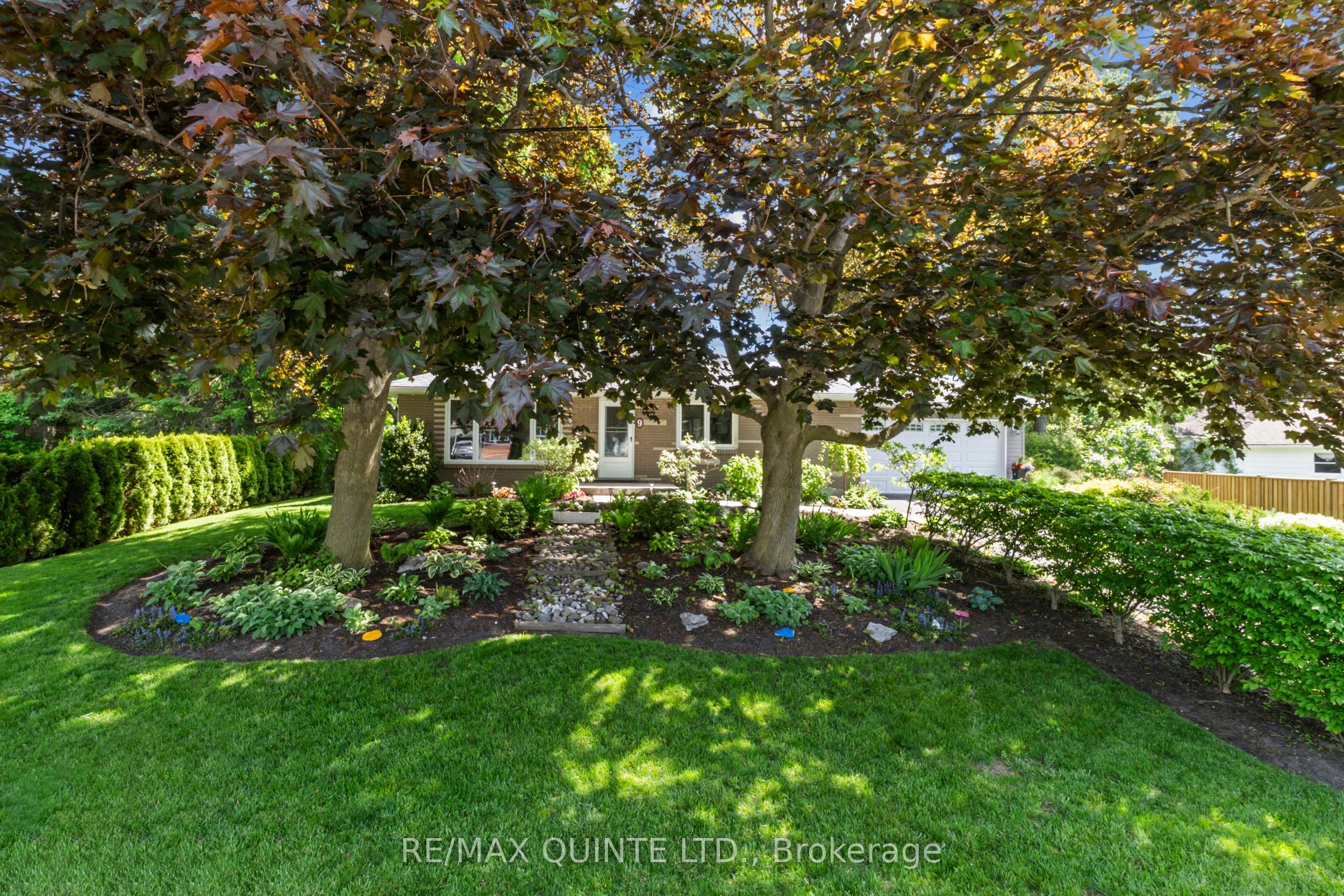 9 Cheer Drive Property Photo 4