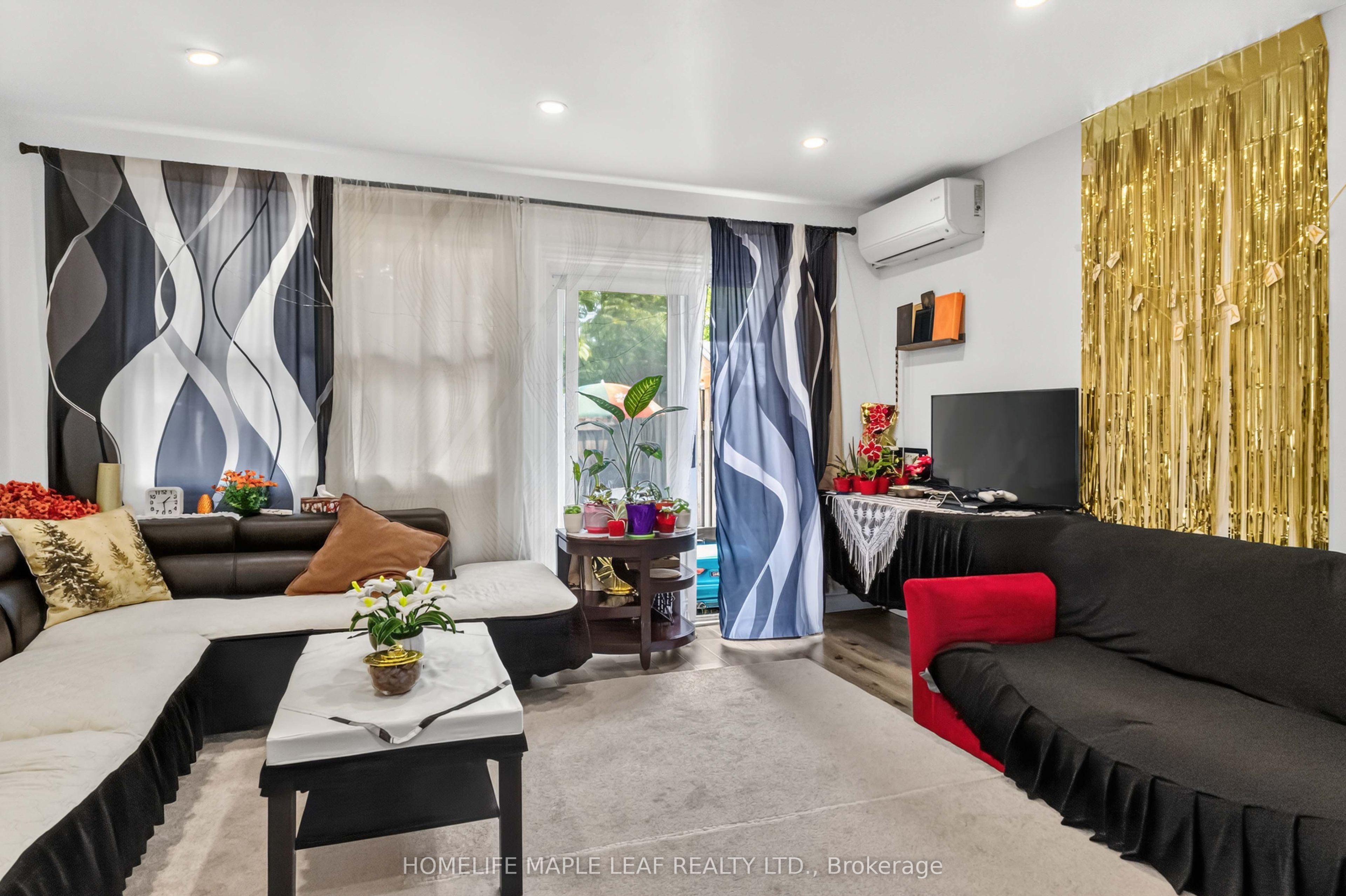 178 Grulke Street 19 Property Photo 8