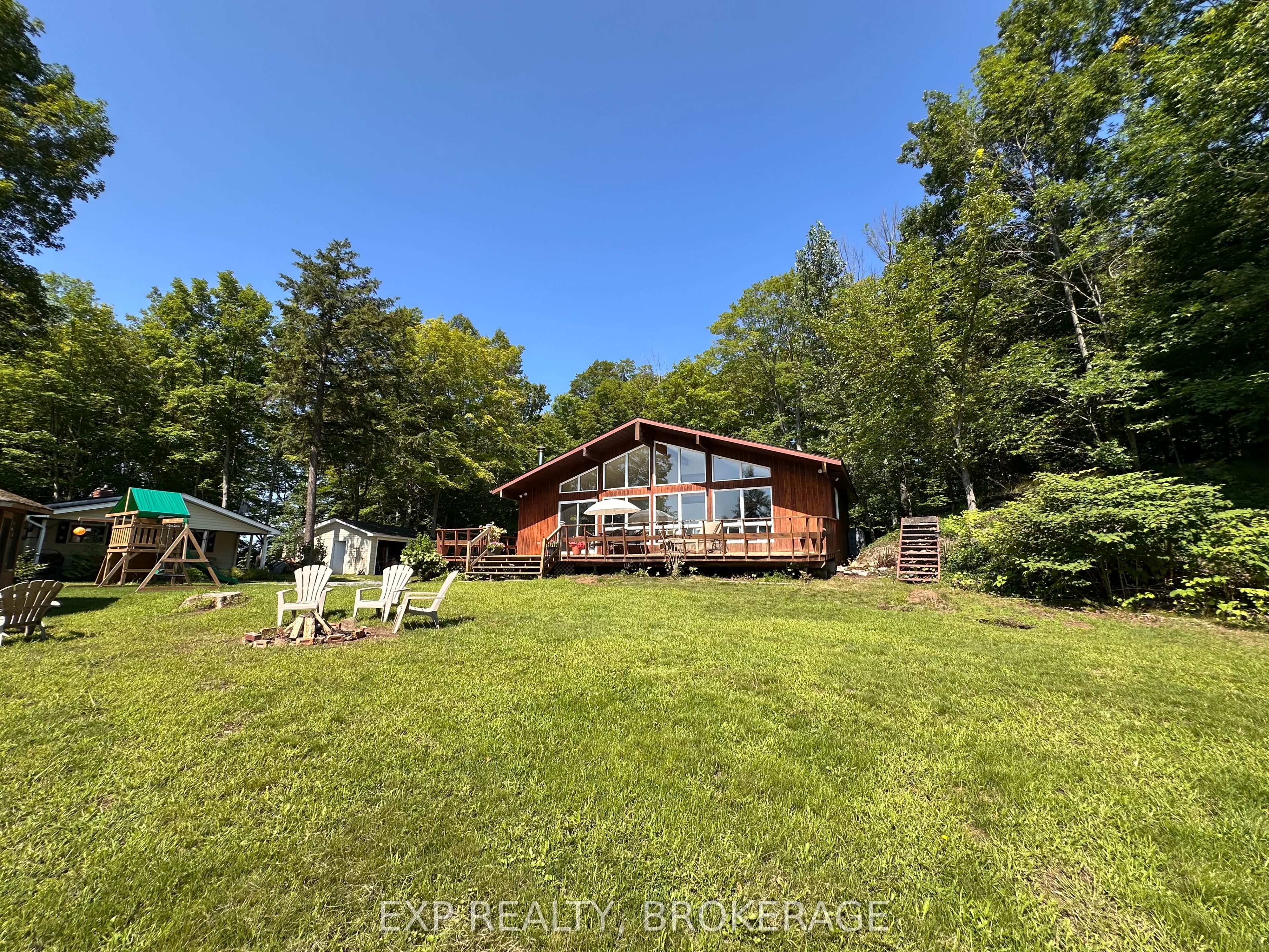2103 Hambly Lane Property Photo 1