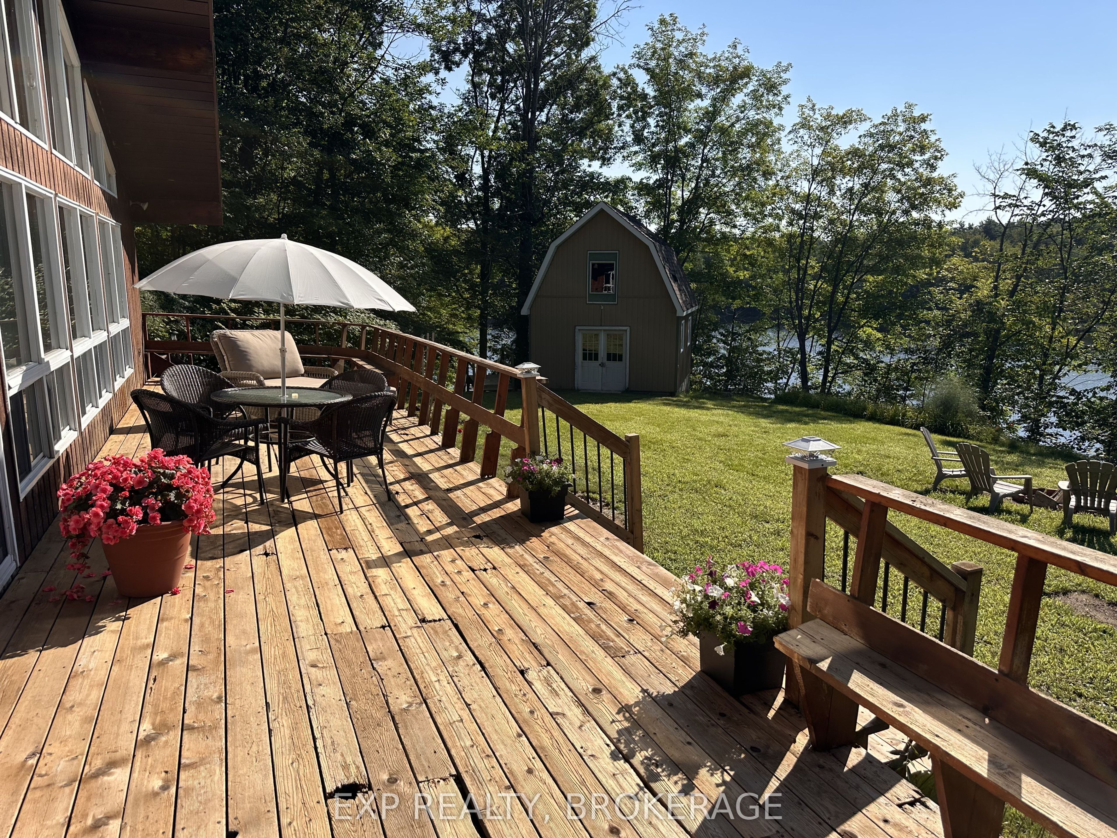 2103 Hambly Lane Property Photo 6