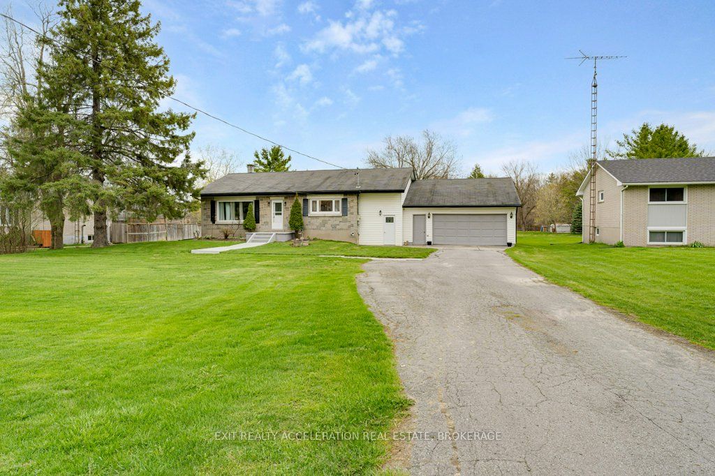 7520 County Road 2 E Property Photo 1