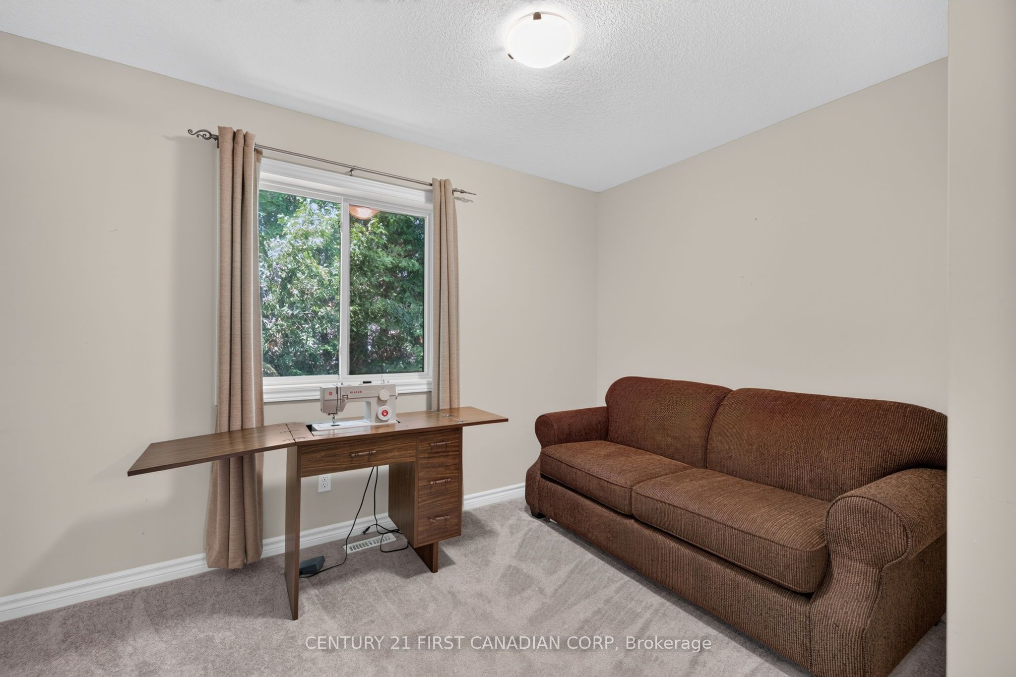 290 Mogg Street Property Photo 27