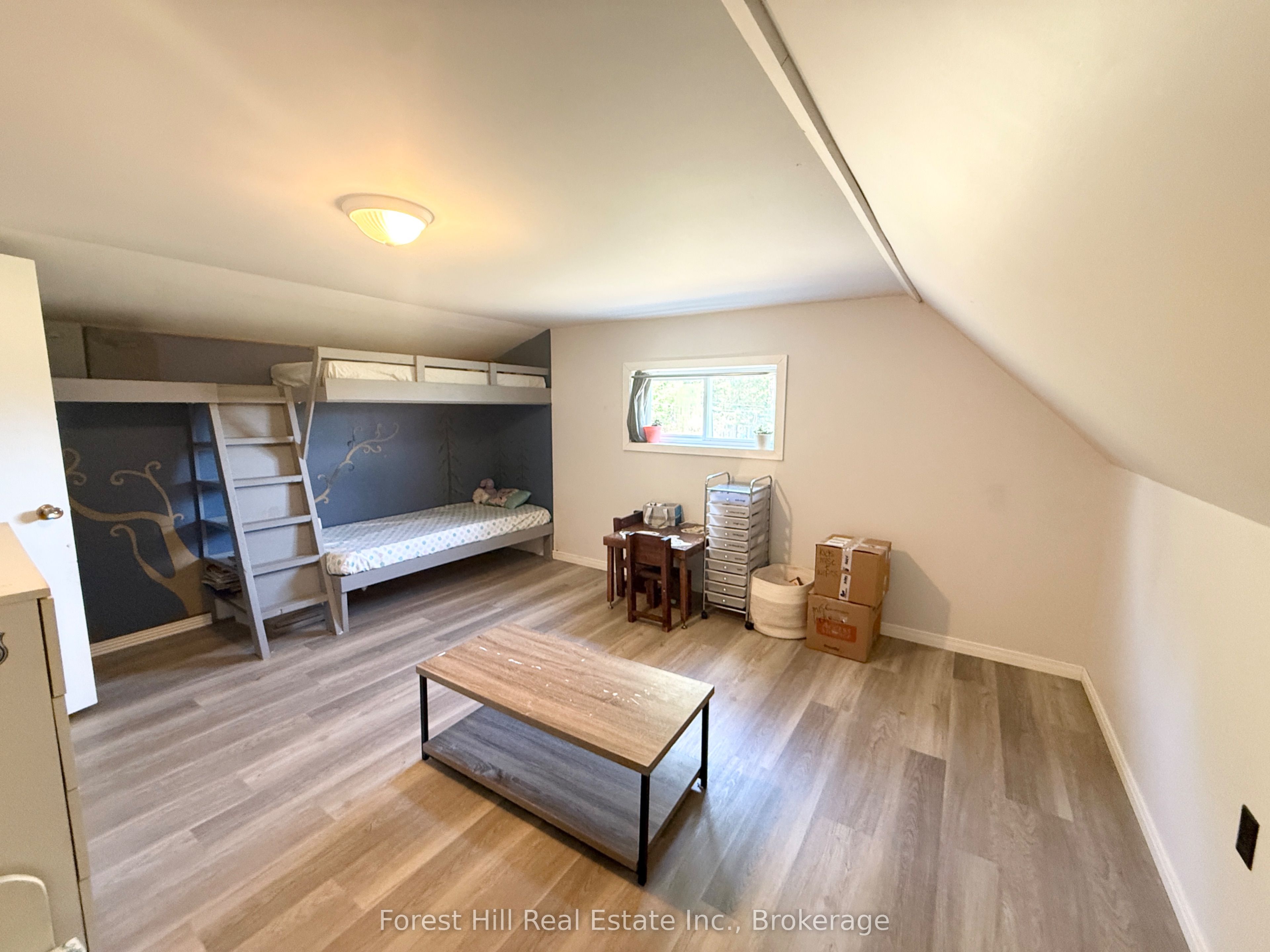 832 East Road Property Photo 29