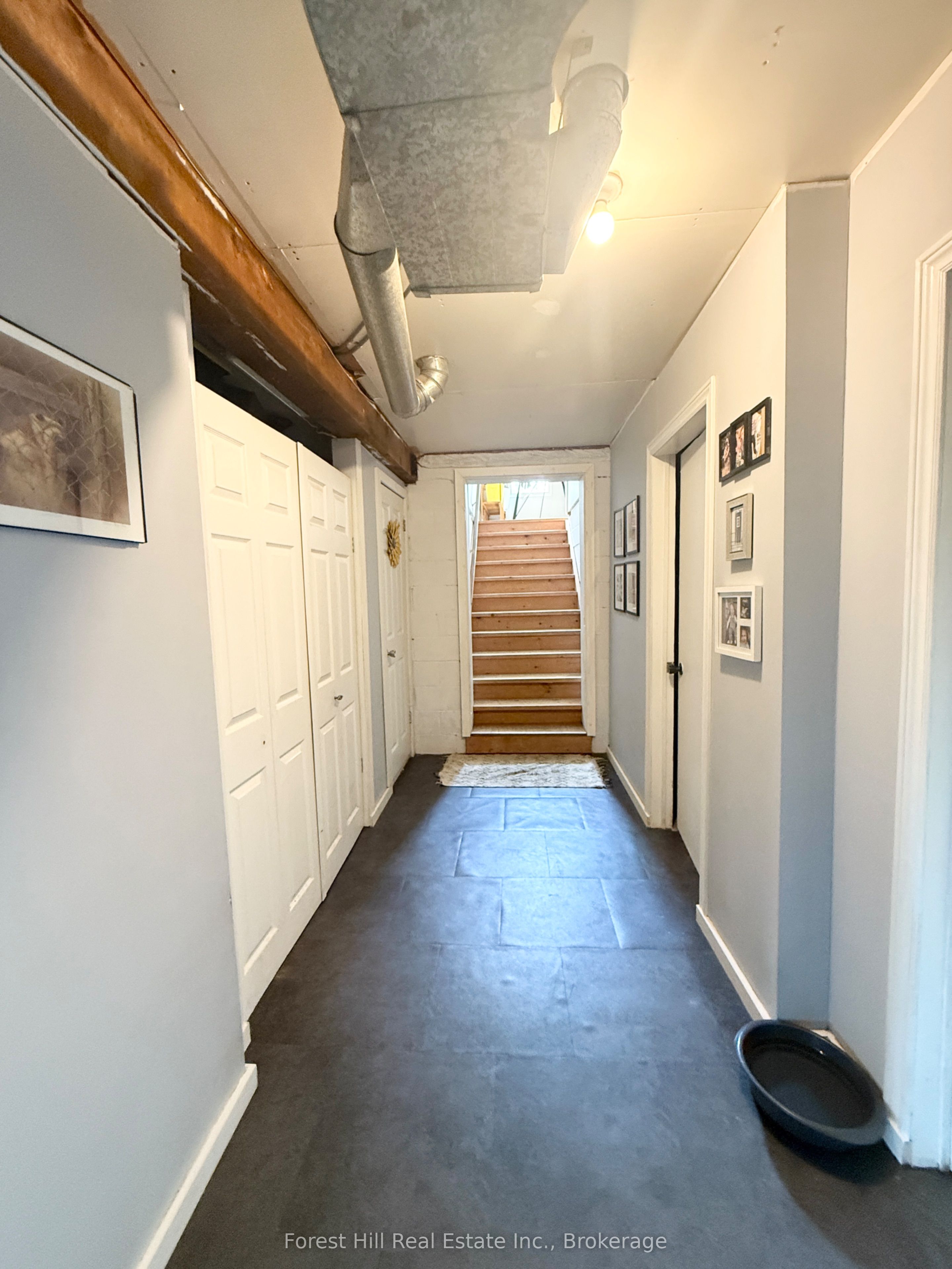 832 East Road Property Photo 40