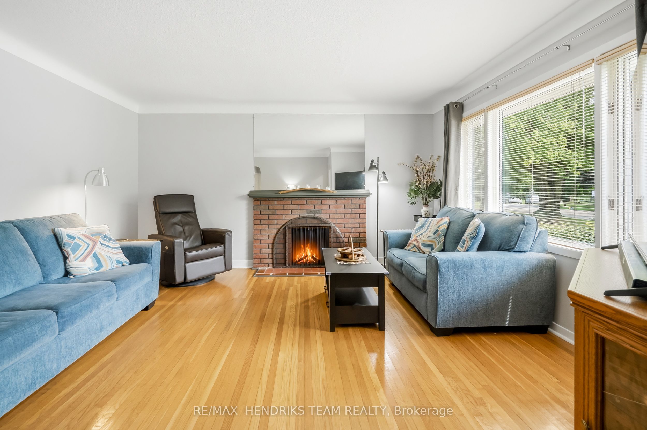 33 Nickerson Avenue Property Photo 4