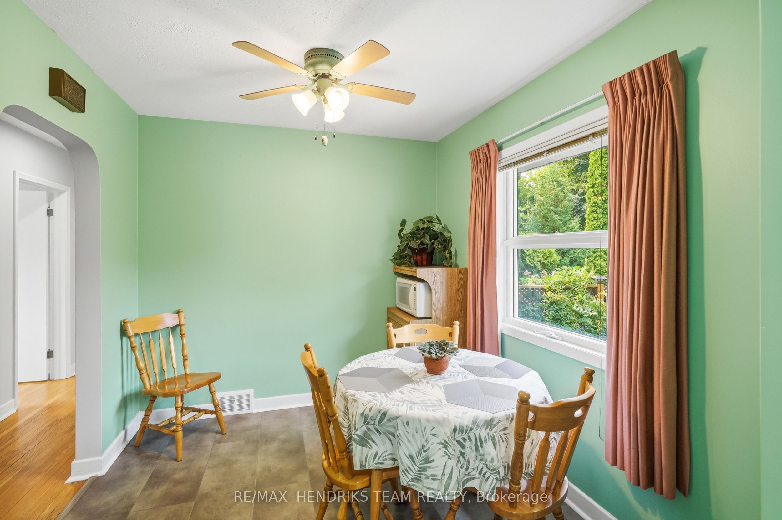 33 Nickerson Avenue Property Photo 8