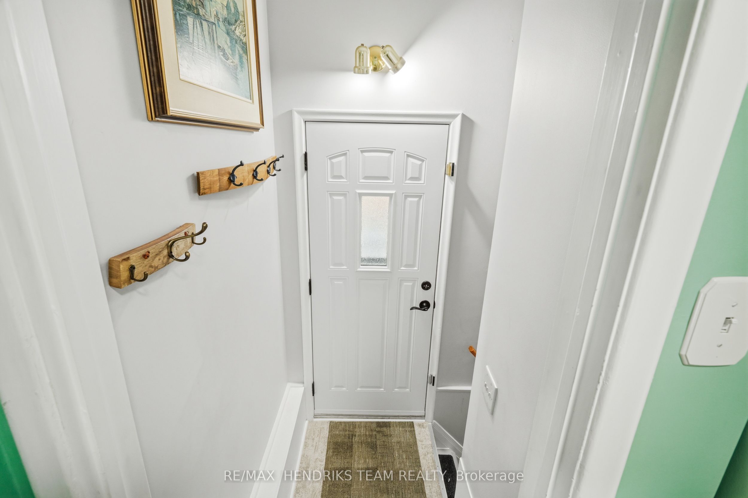 33 Nickerson Avenue Property Photo 18